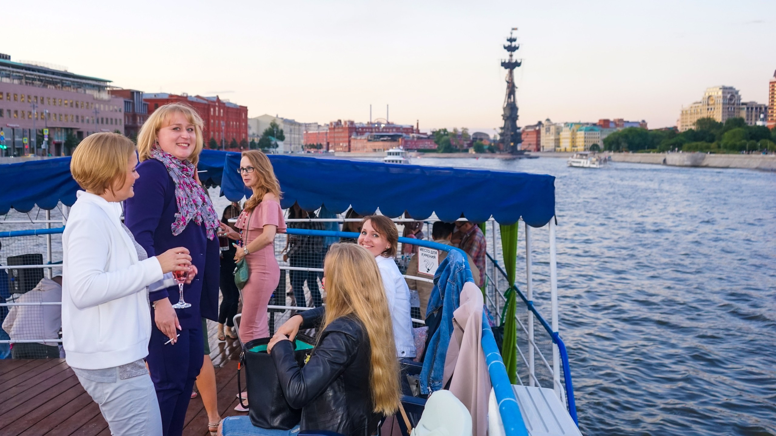 Танцы на воде | 24.07.21. Галерея Фантим