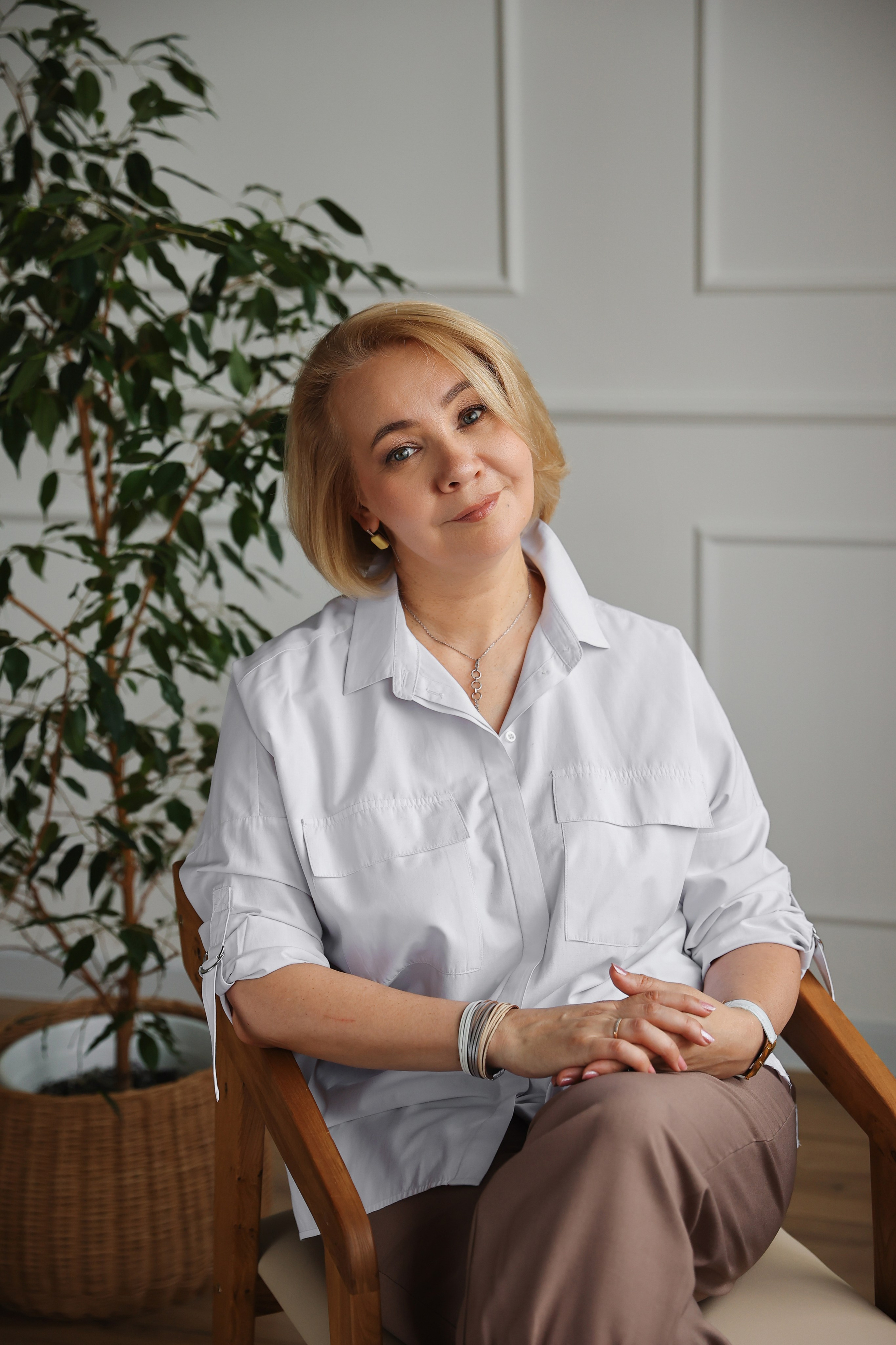 Женский деловой портрет. Марина Соколова. Контентный и семейный фотограф г. Красноярск