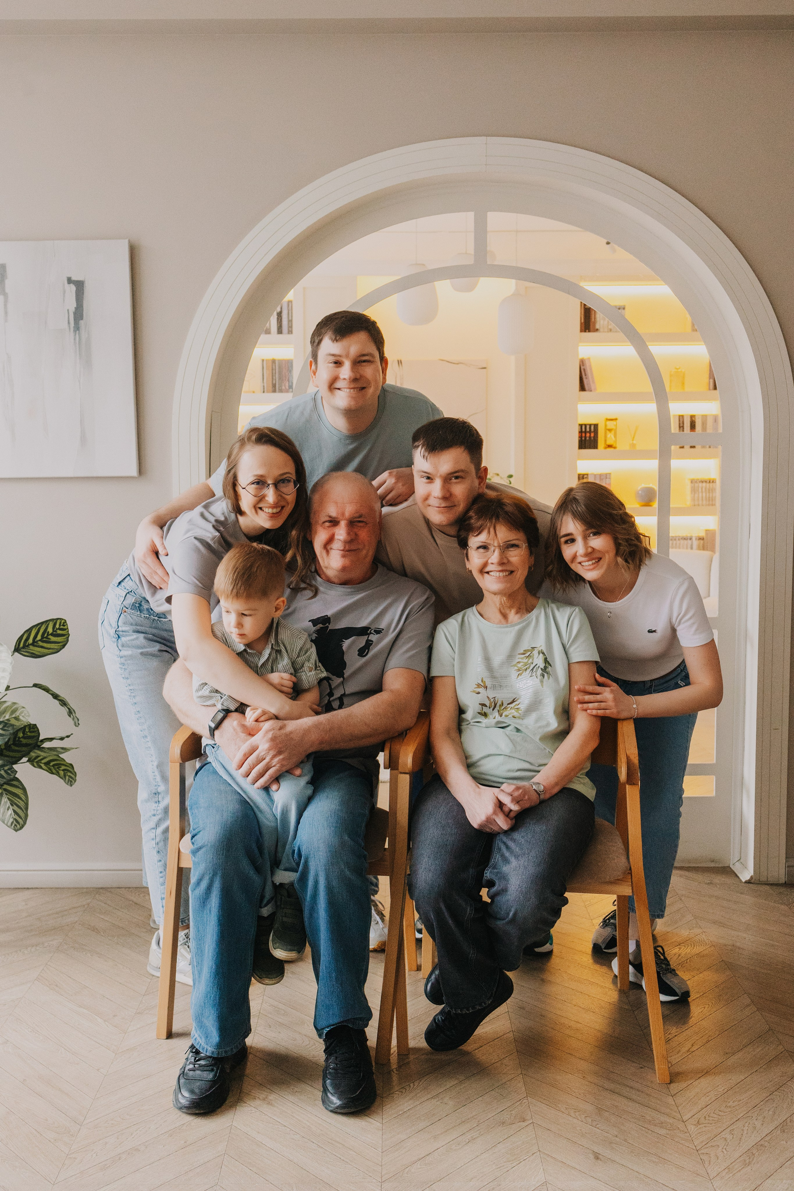 Большая семья. Домашняя фотосессия