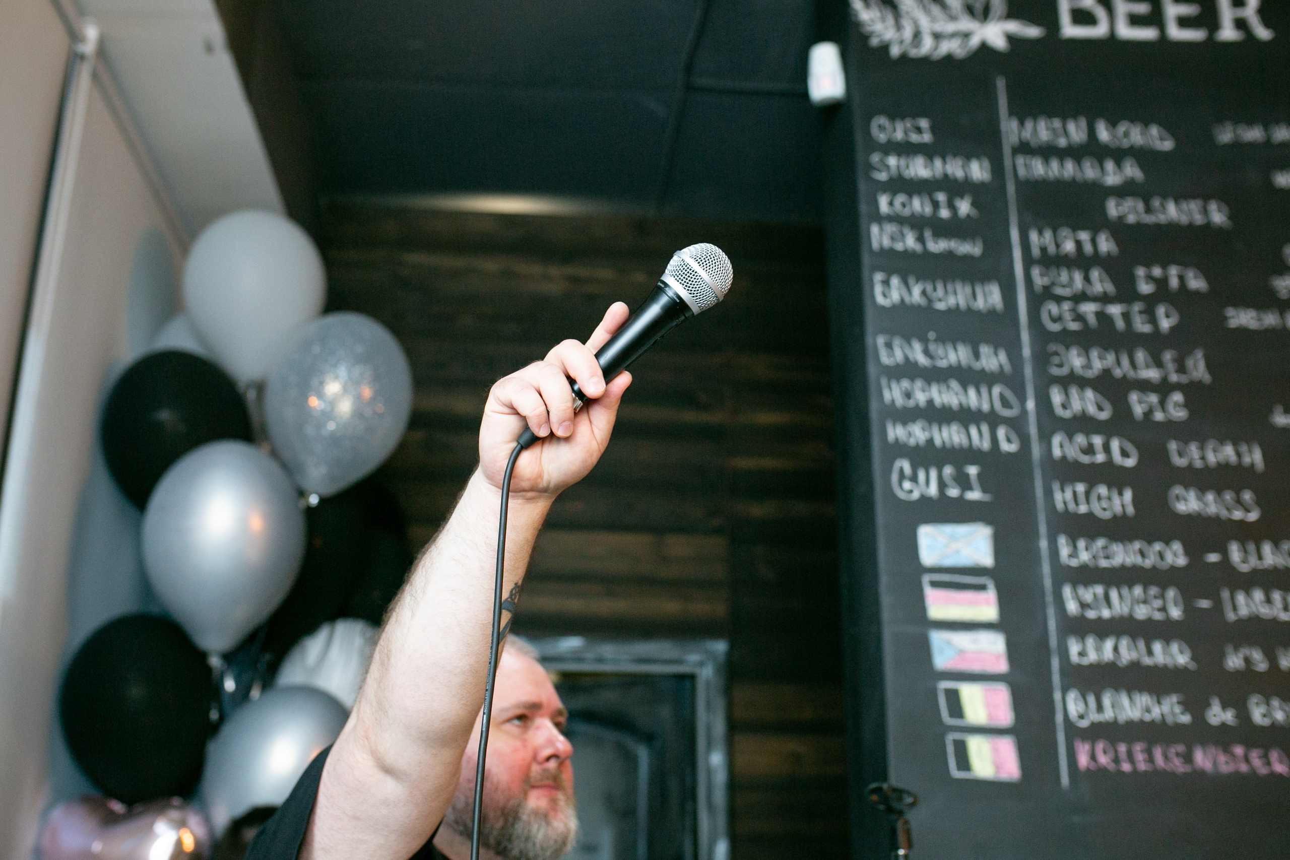 День рождения бара Добрый бондарь. Фотограф в Новосибирске Ася Зверева