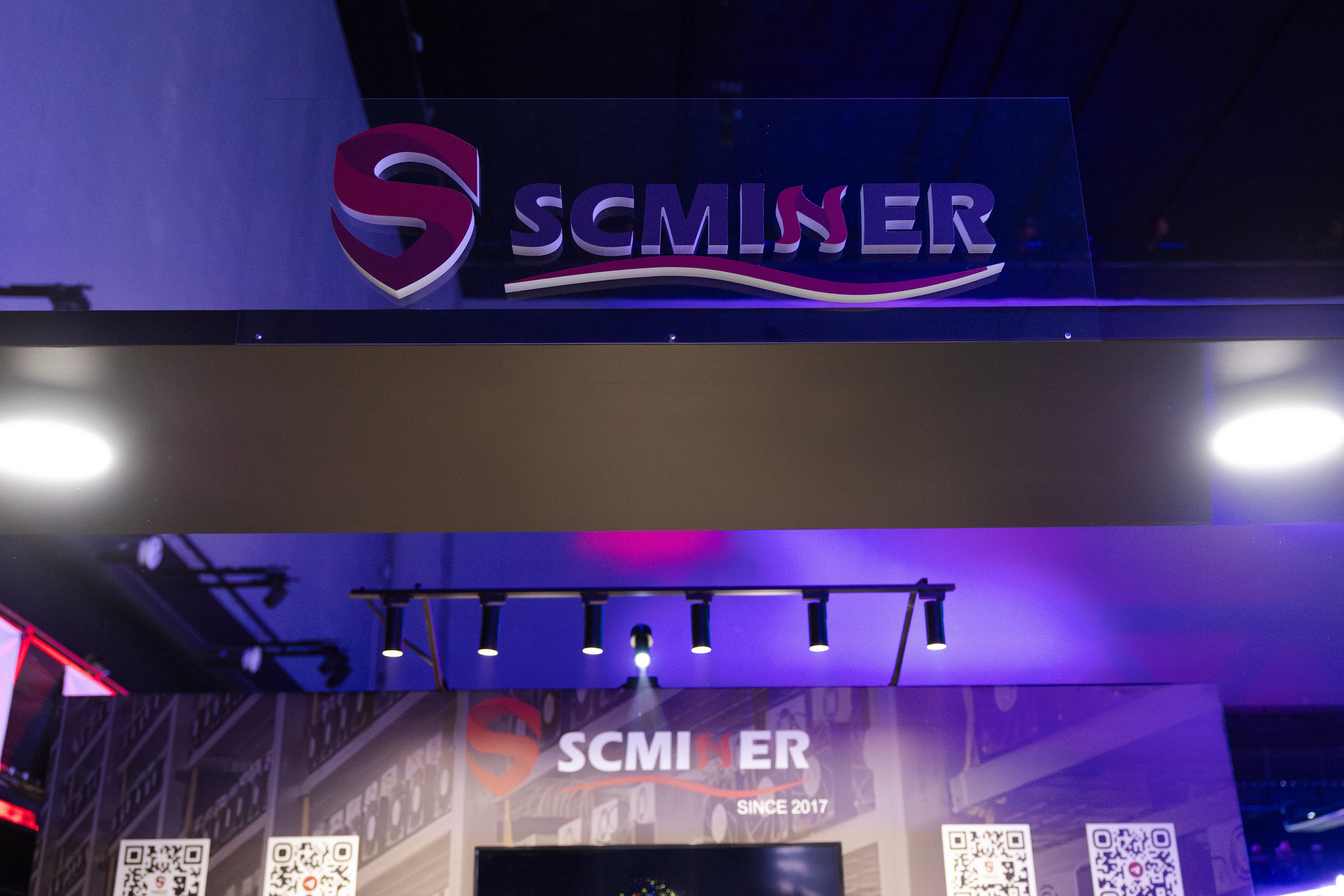 Crypto Summit. Свадебный репортажный фотограф в Москве