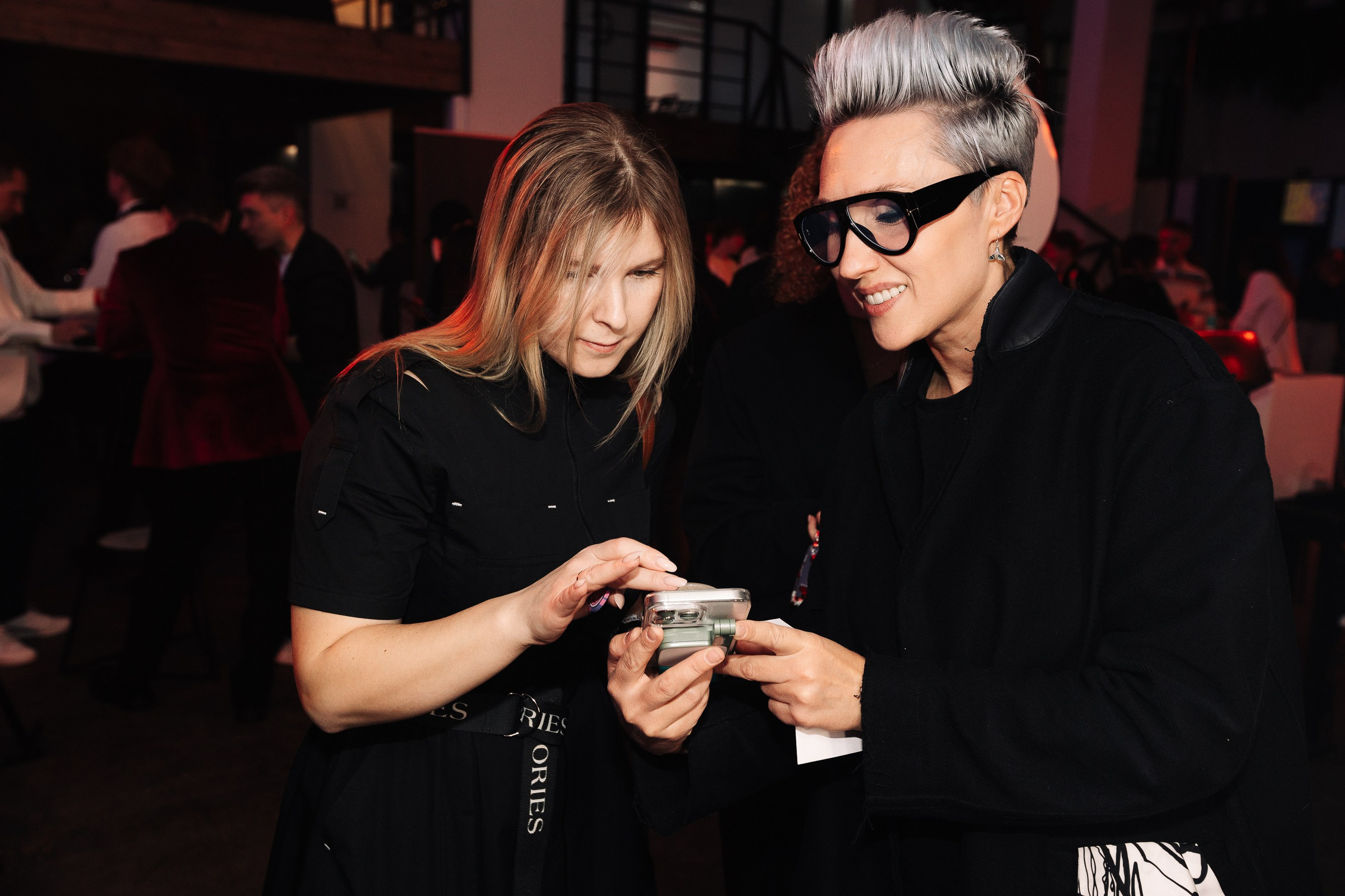 Настоящие эмоции без статичных поз. Фотограф на мероприятия — конференции, выставки, юбилеи, корпоративы