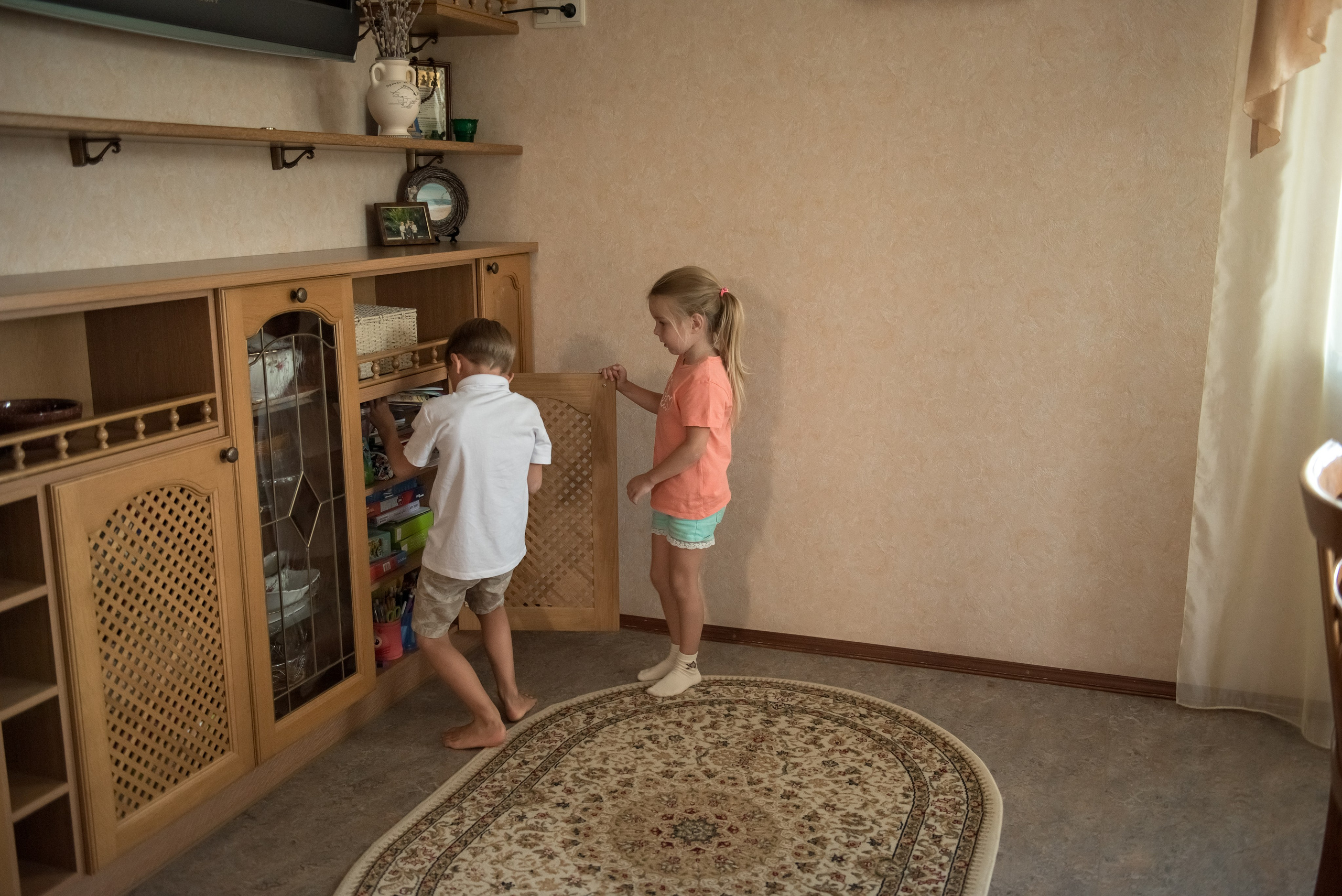 Семейная фотосессия дома. Фотограф Саратов Юлия Петрова