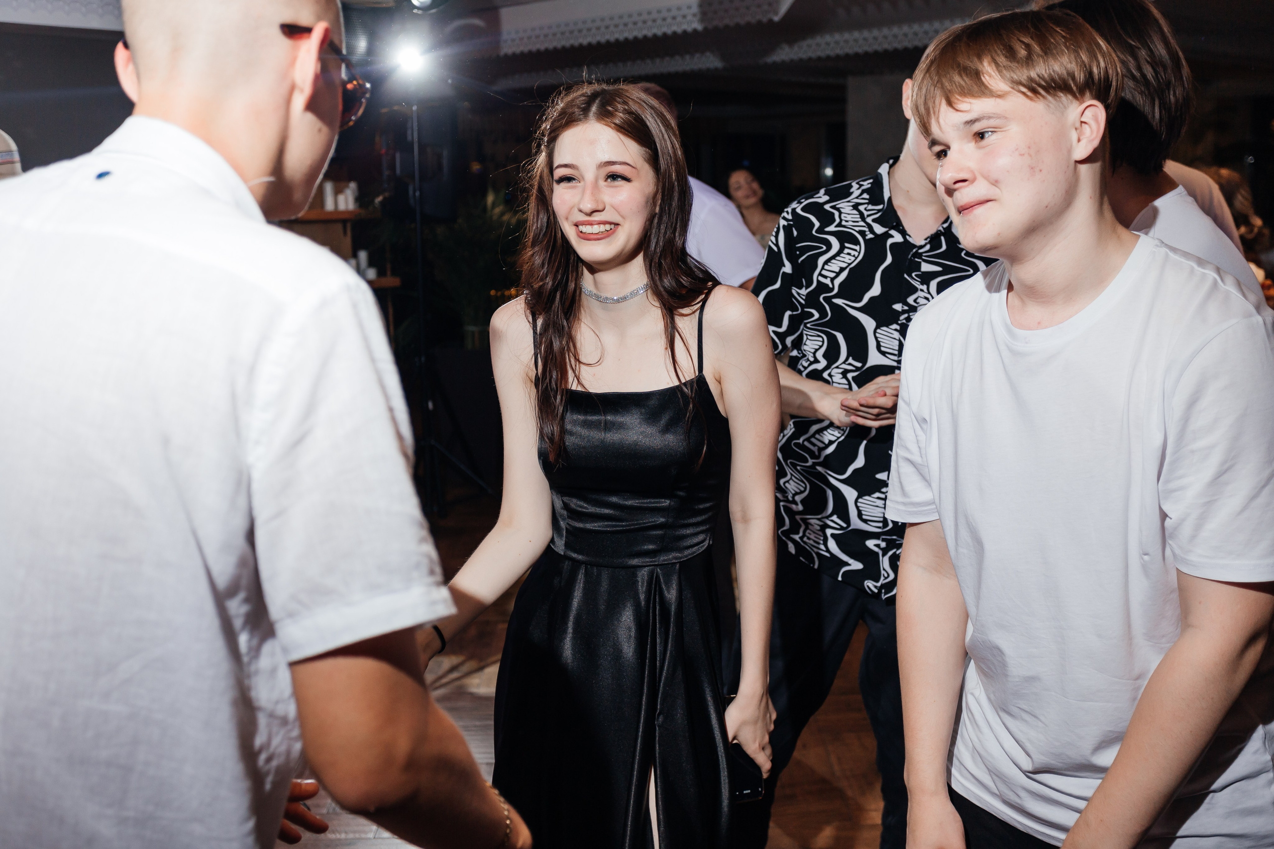 Выпускной 11 «А». Школа № 42. Свадебный фотограф в Краснодаре Николай Крауз