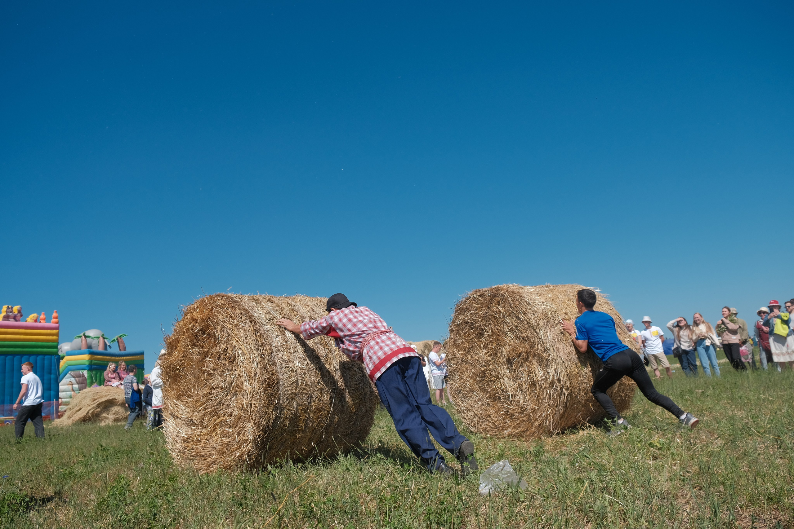 Удмуртский национальный праздник «Гербер». 2023. Максим Егоров, г. Ижевск. Репортажная, предметная съёмка и фуд-фотография