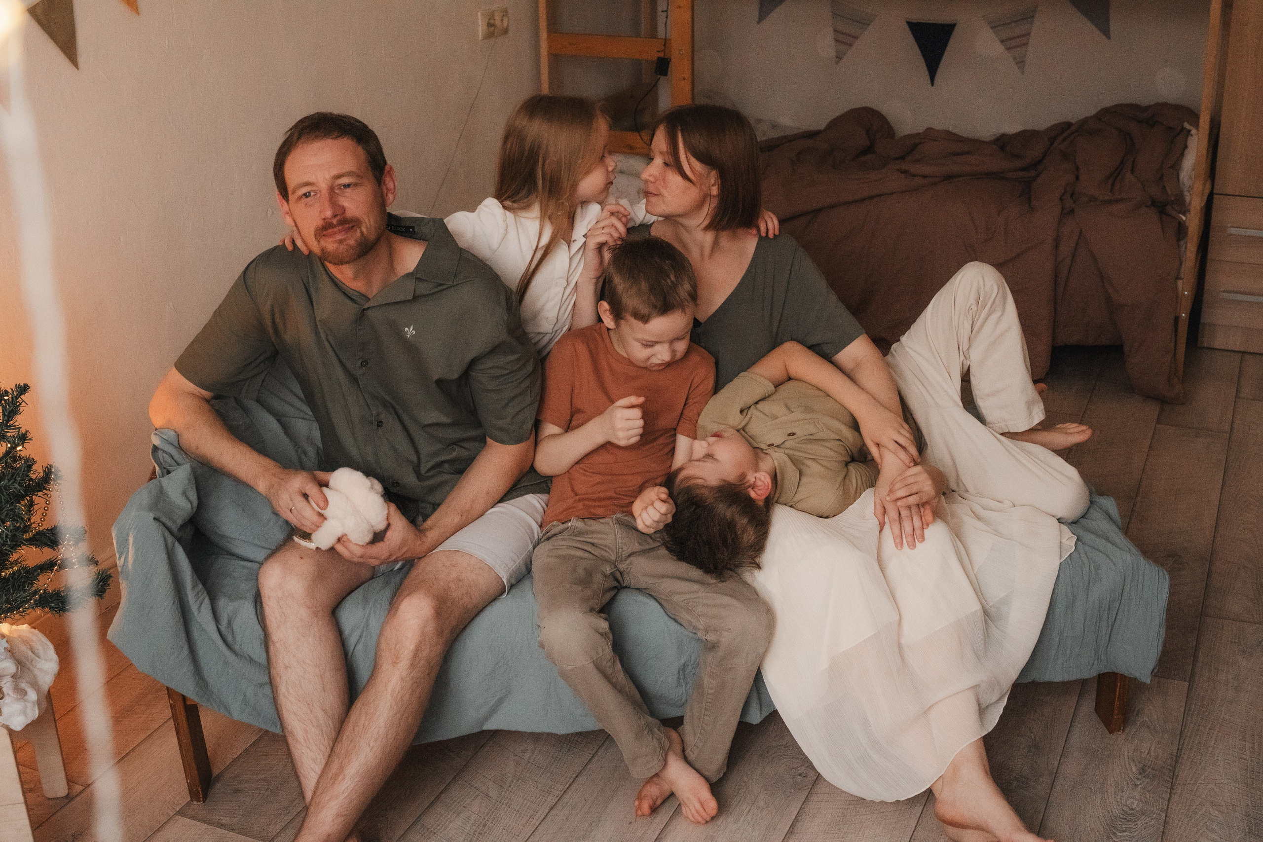 Семейная домашняя серия