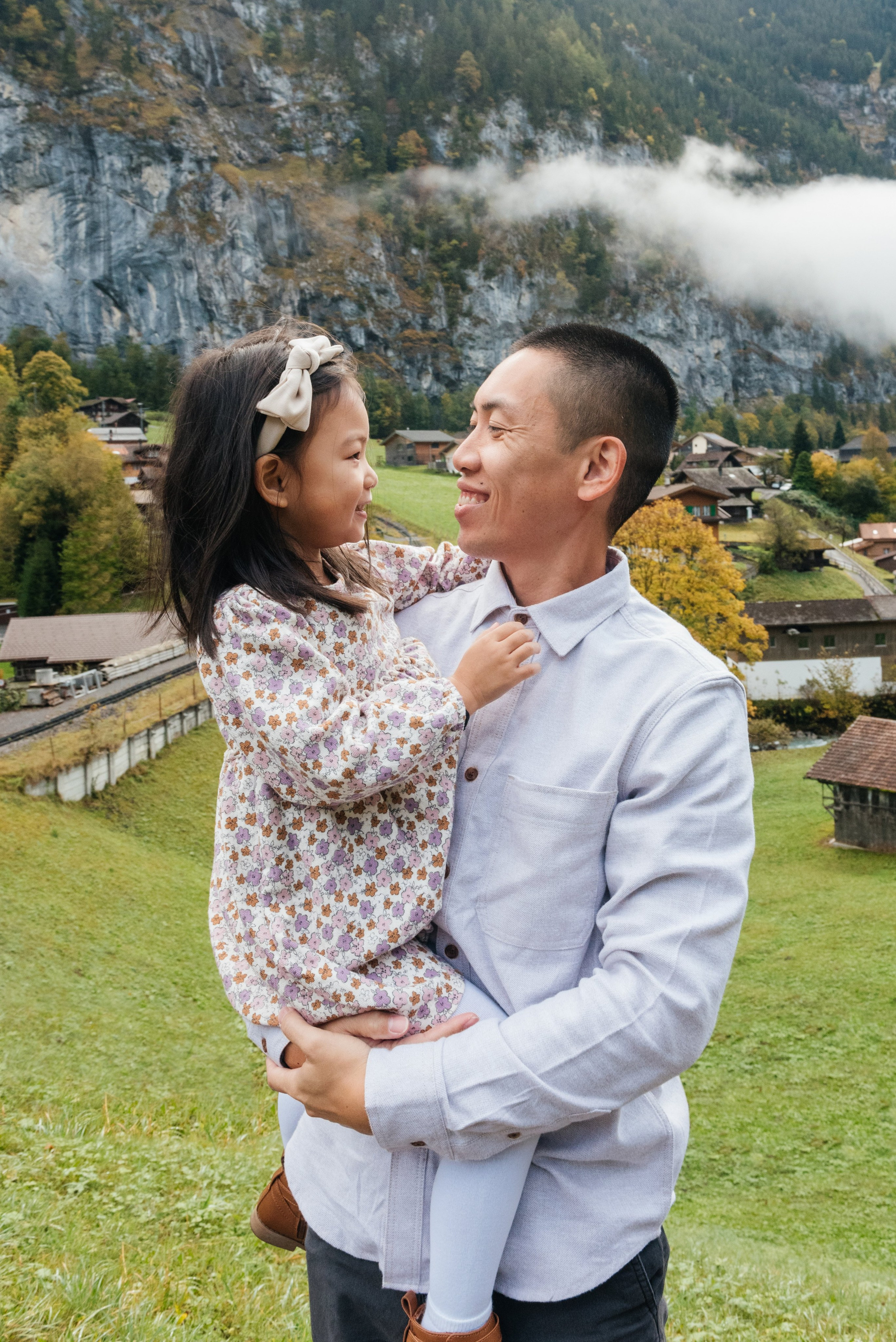 Tien, Kenny, Emily and Austin (Lauterbrunnen). Photographer in Interlaken area