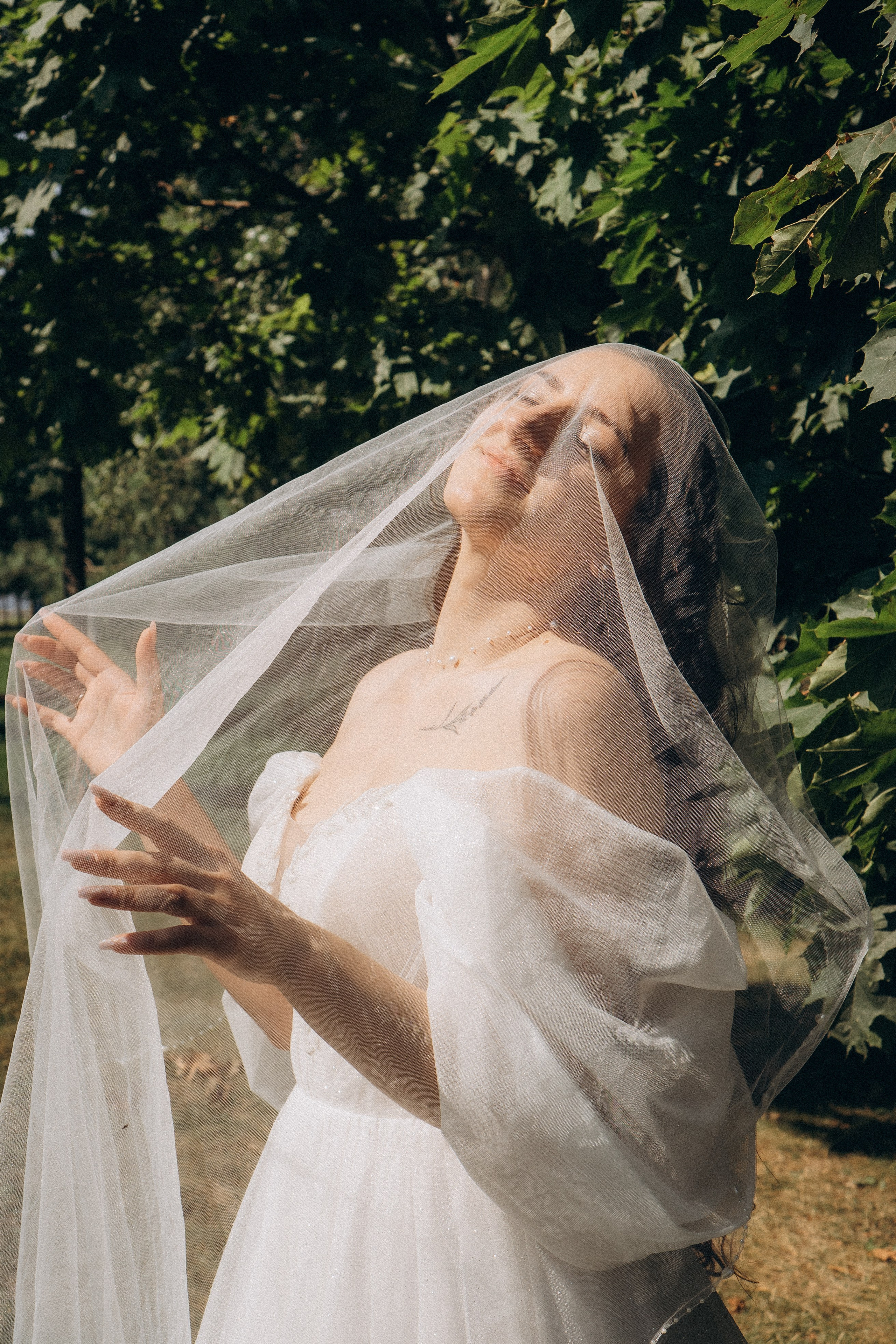 СВАДЕБНАЯ СЬЕМК В ПАРКЕ 300-ЛЕТИЯ. Профессиональный фотограф, Санкт-Петербург — Виктория Богомолова