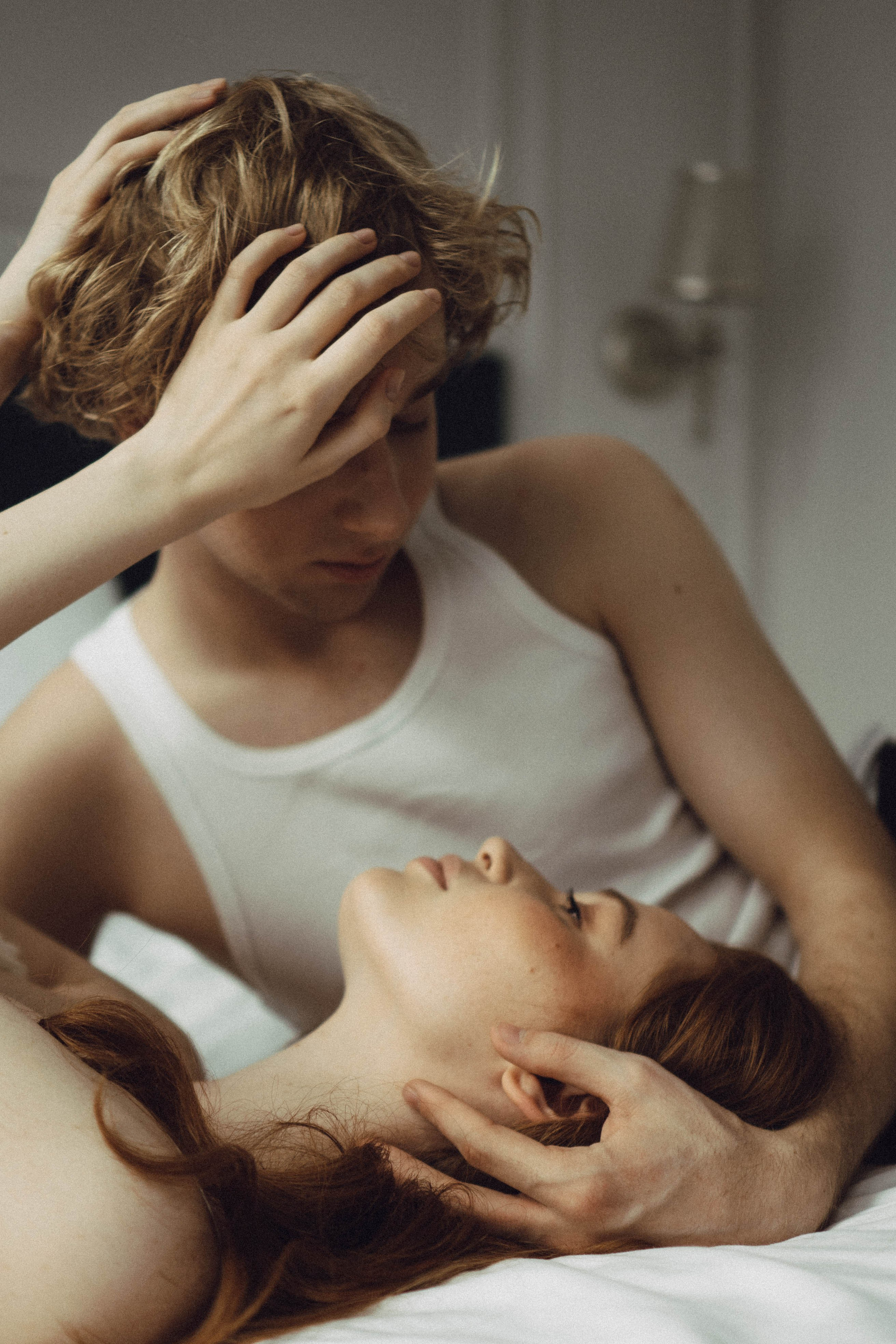 СВАДЕБНАЯ СЬЕМКА В ОТЕЛЕ. СБОРЫ ЖЕНИХА И НЕВЕСТЫ И ТАКЖЕ ТОР И ПОДГОТОВКА К ПРОГУЛКЕ. Профессиональный фотограф, Санкт-Петербург — Виктория Богомолова