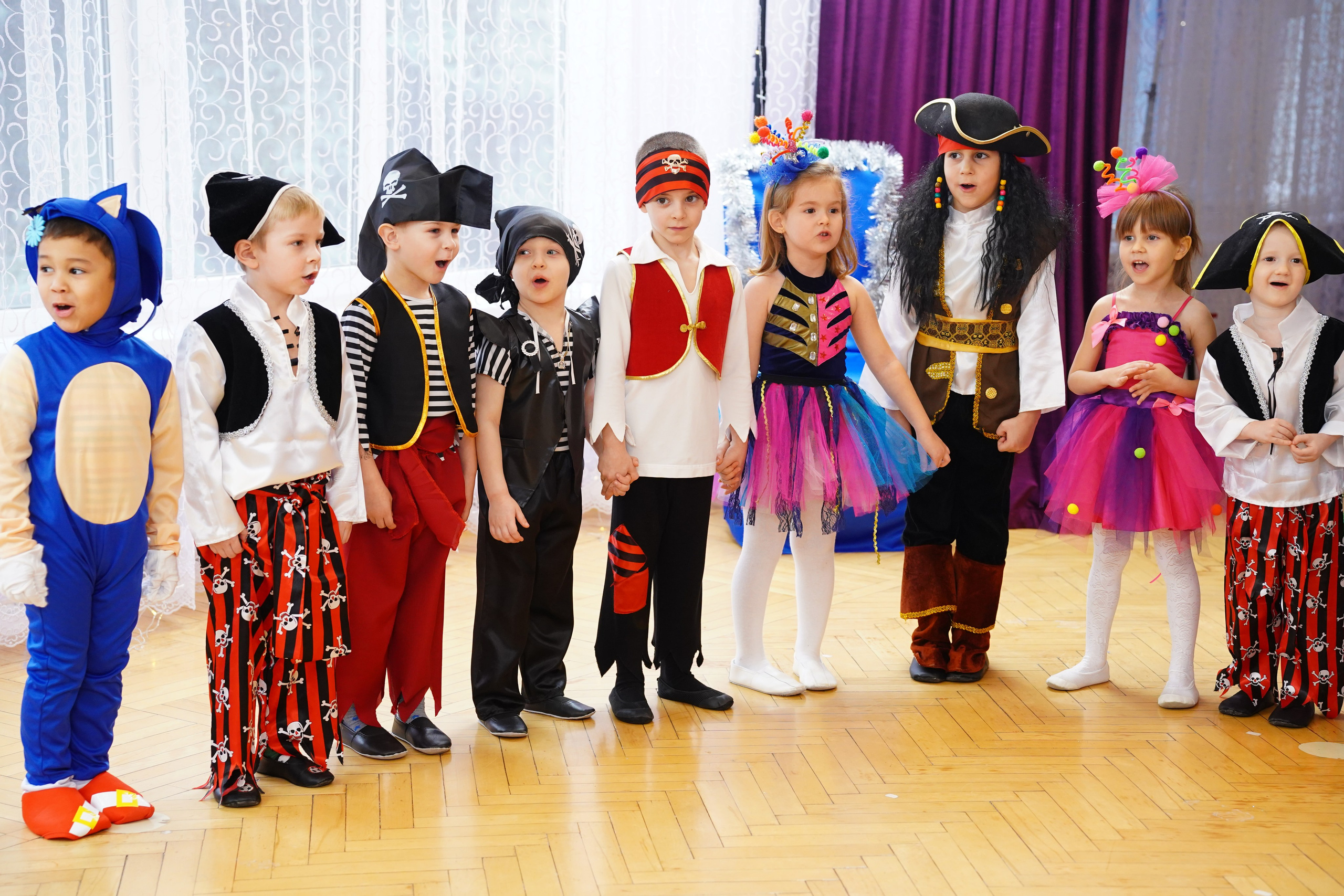 Репортажная съемка /Выпускной//. MEMENTO.Выпускные альбомы, школьные, юбилейные и другие книги. Ростов-на-Дону