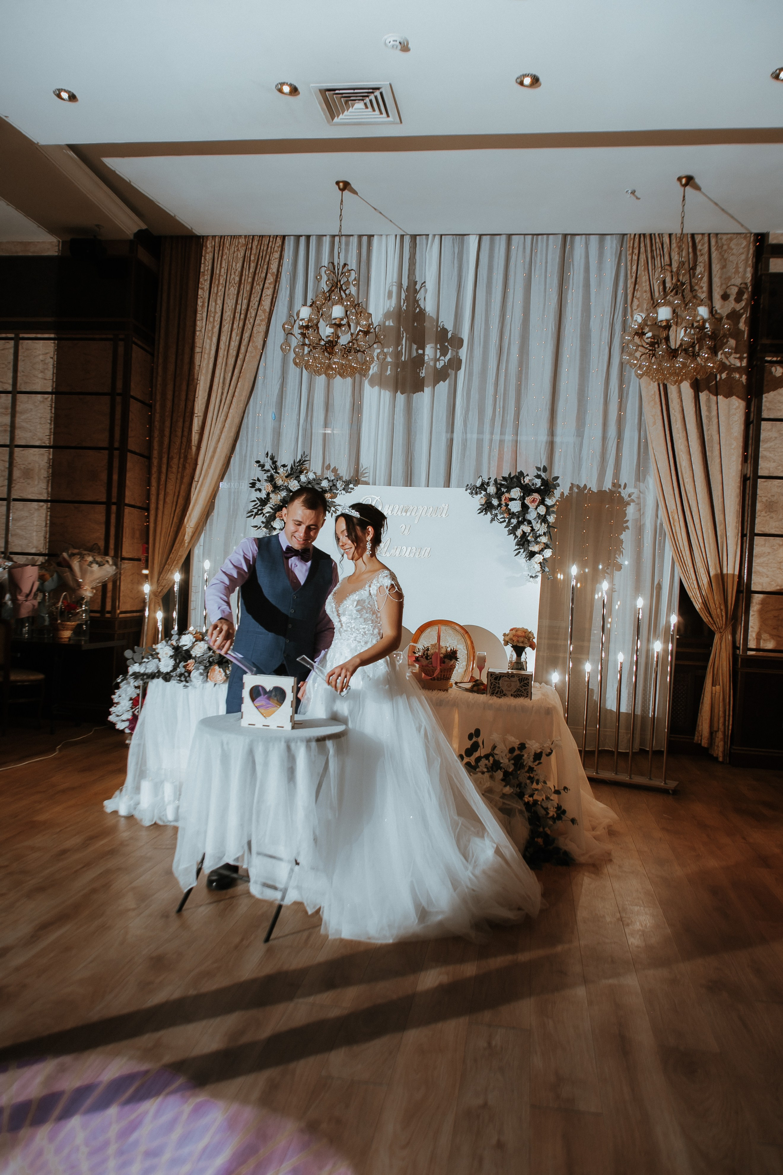 Съемка выездной регистрации в отеле. Свадебный и репортажный фотограф в Ярославле и Санкт-Петербурге Роман Микрюков