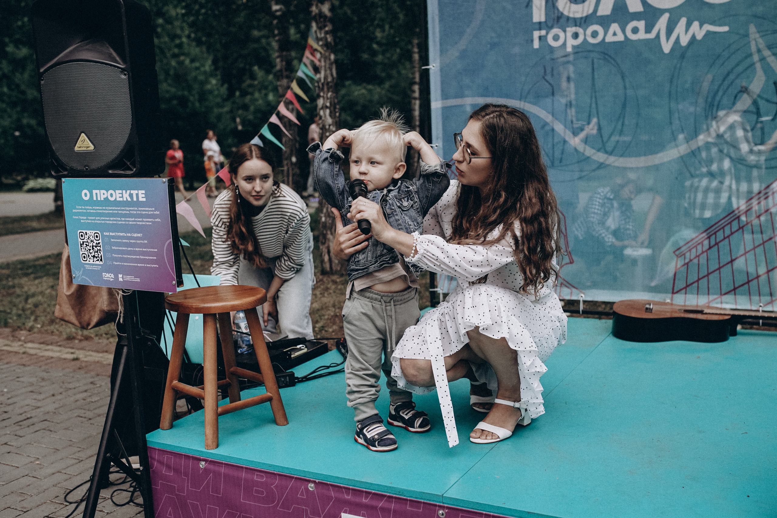 Выступление Маши. Семейный фотограф в Томске Зарина Азизбаева