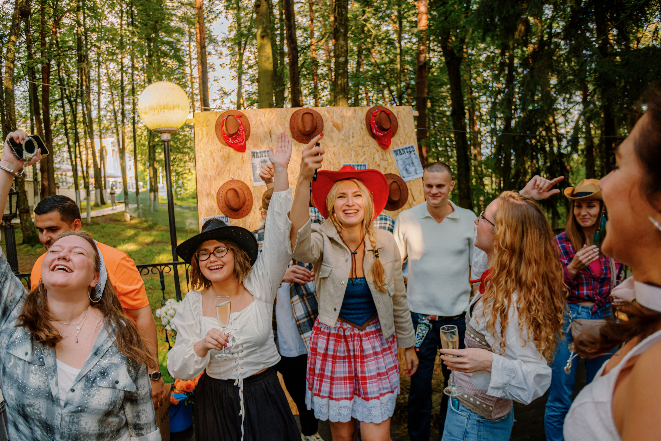 МНЕ В САПОГ ЗАПОЛЗЛА ЗМЕЯ!