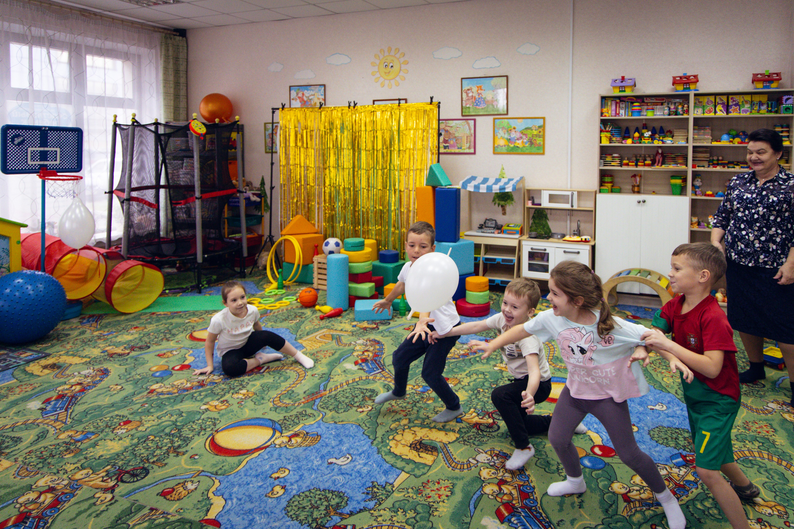 Детский спортивный праздник 18.11.2023. Свадебный и семейный фотограф в Красноярске Леонид Максимов