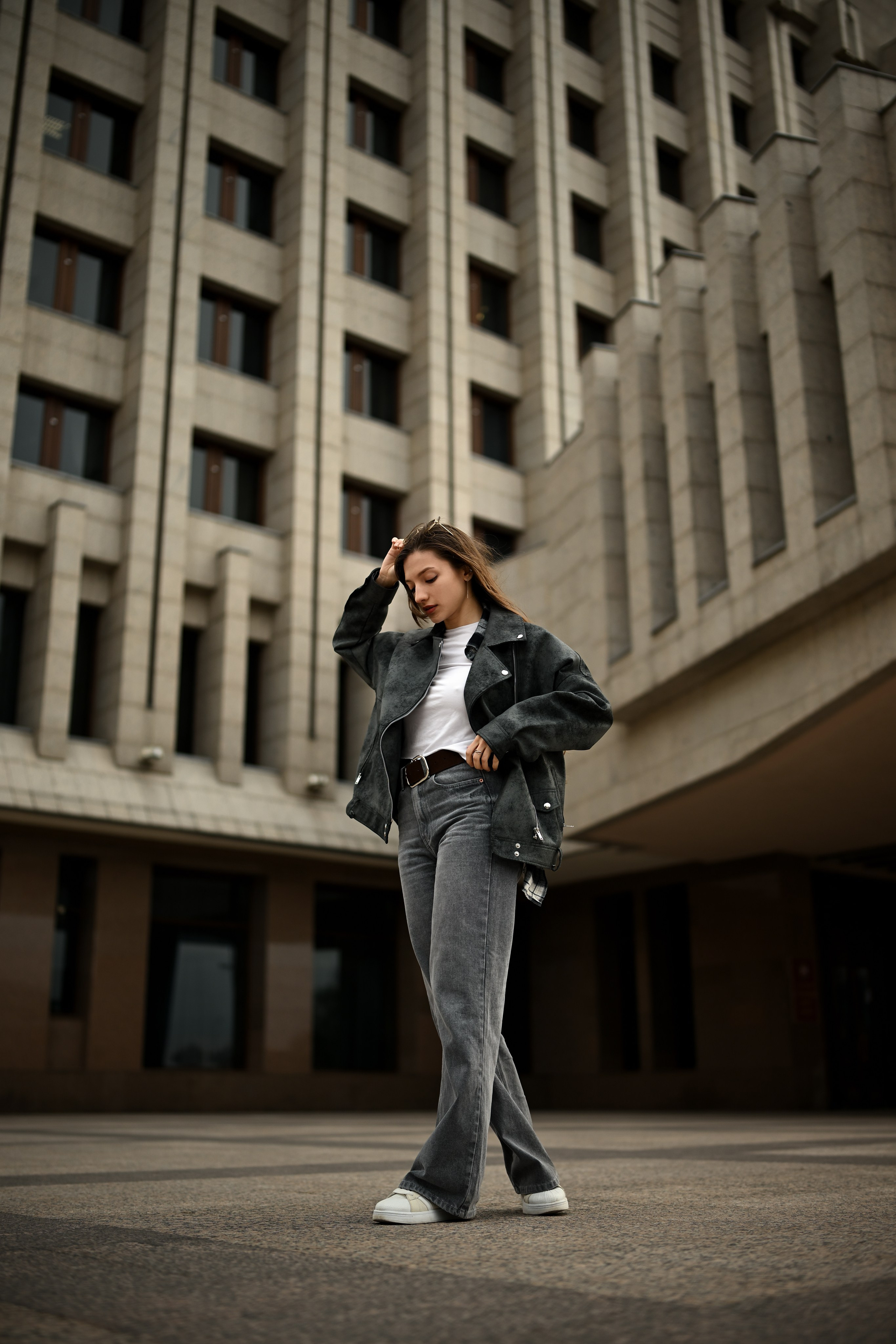 Уличная съемка в районе Национальной библиотеки