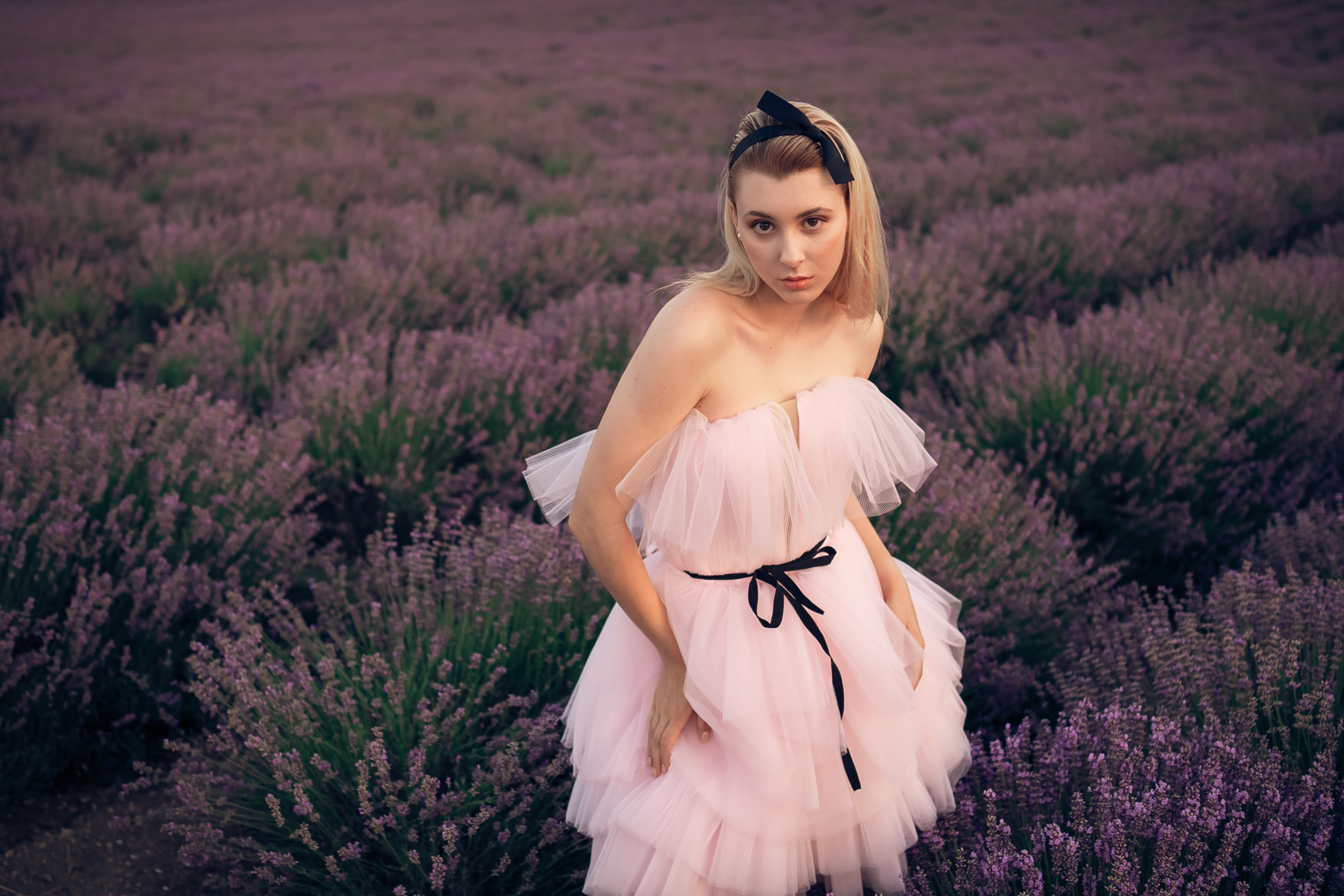 Фотоистория в лавандовом поле. Церковный фотограф Севастополь