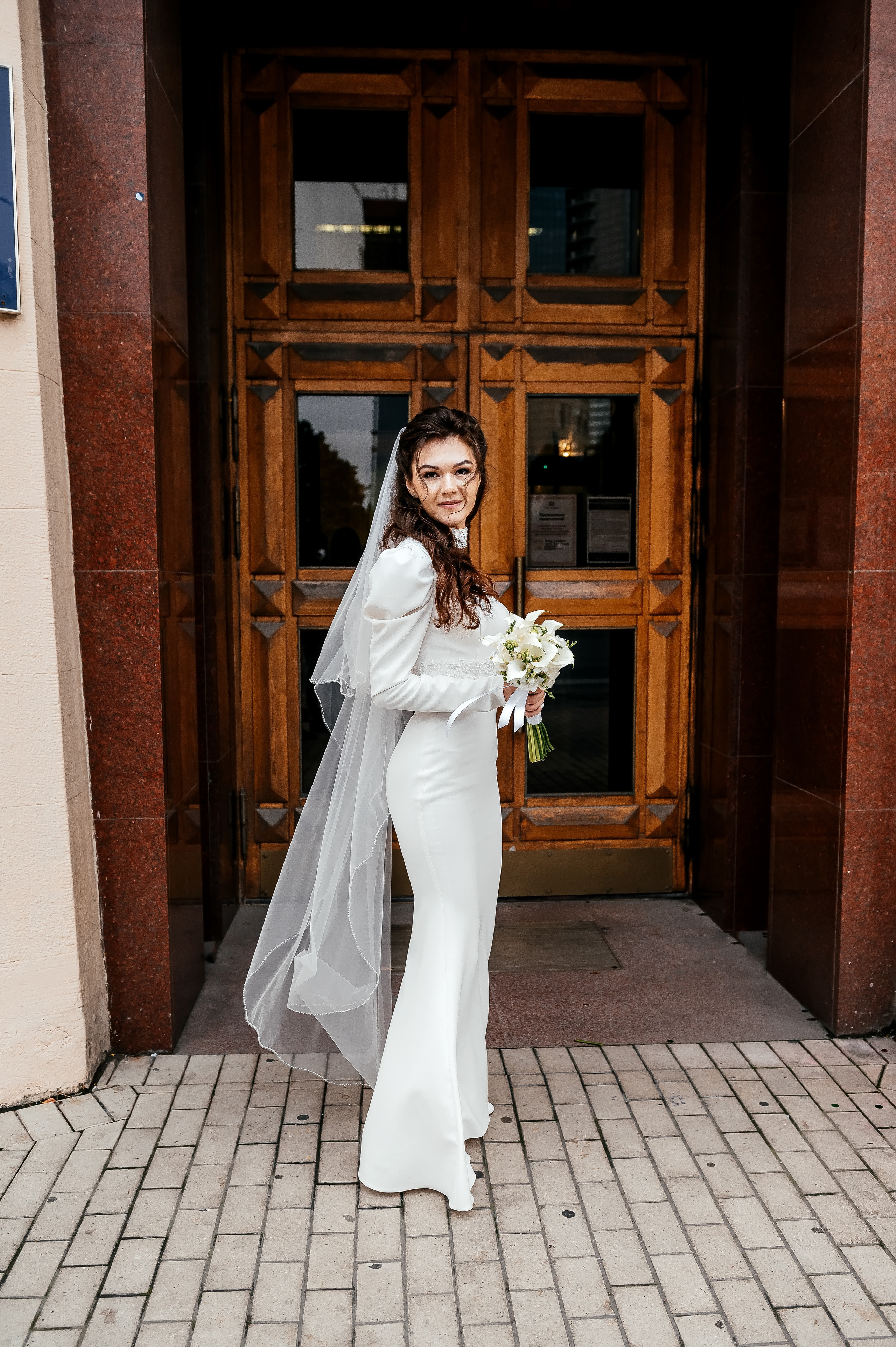 Прогулка в городе и Шуфутинский в 3 сентября. Свадьба для веселых!. Свадебный и семейный фотограф Виктория Носачёва. Щелково, Москва и МО