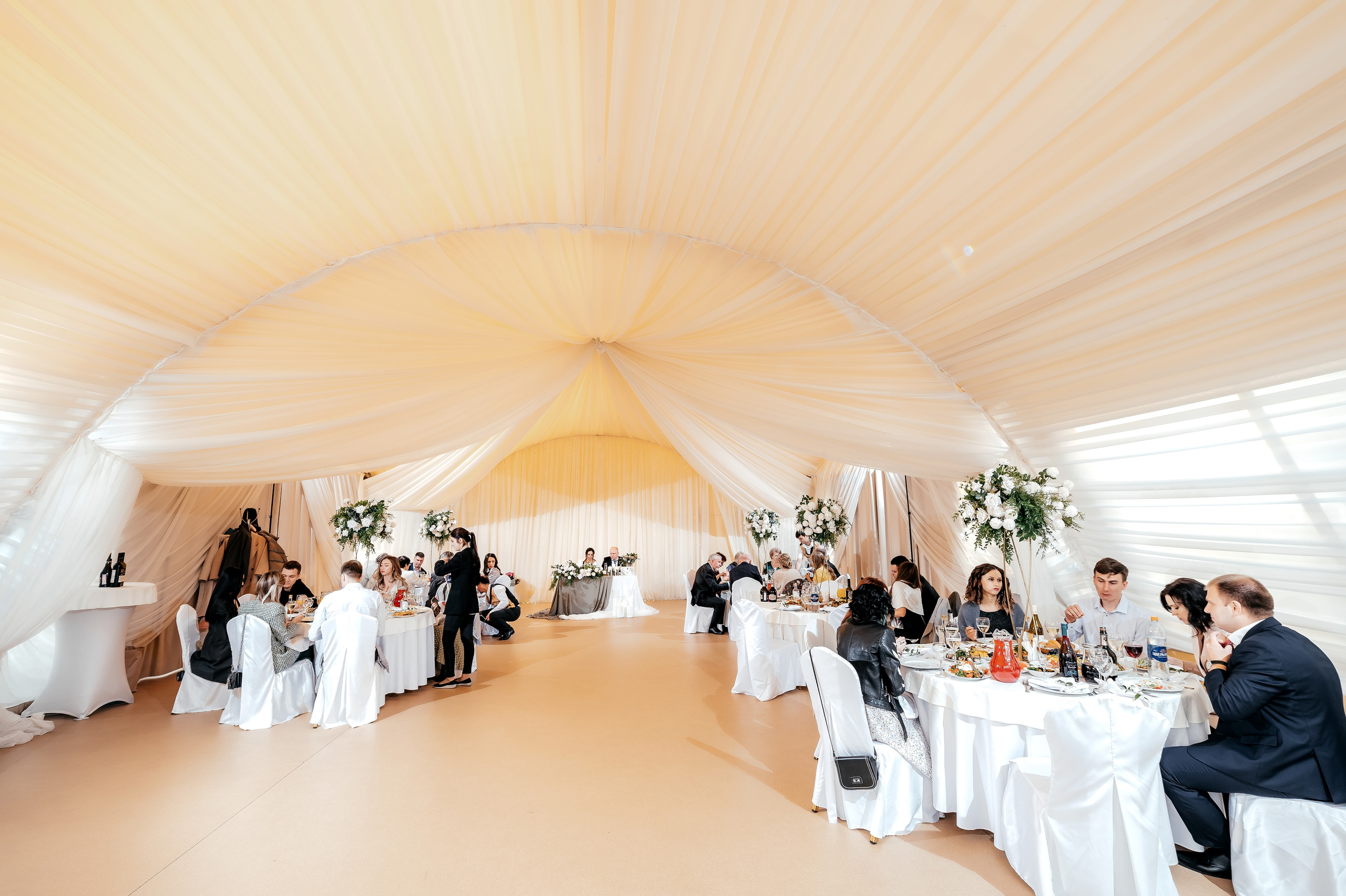 Свадьба Москва — Королёв, «Дворянское гнездо». Свадебный и семейный фотограф Виктория Носачёва. Щелково, Москва и МО