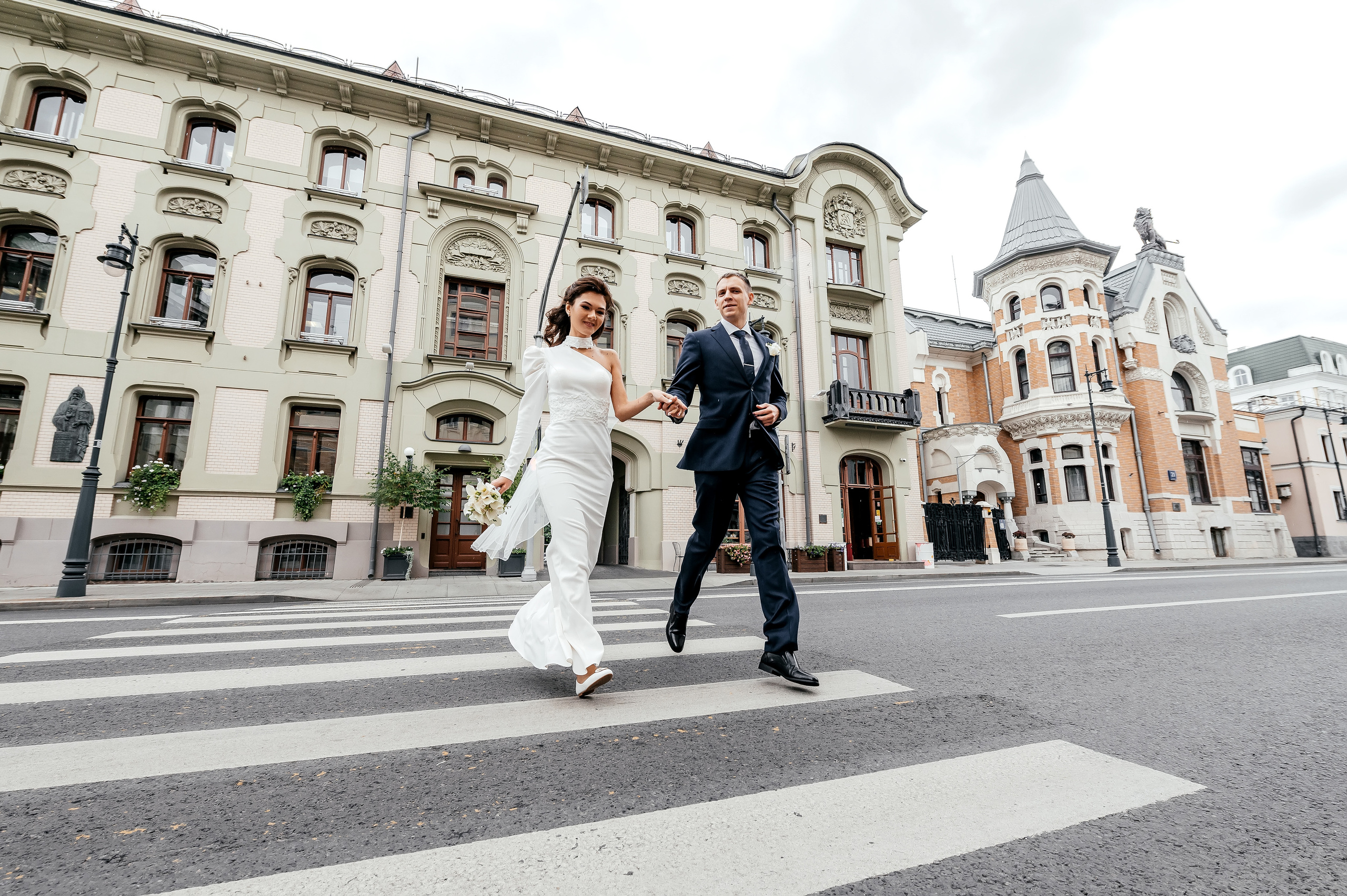 Прогулка в городе и Шуфутинский в 3 сентября. Свадьба для веселых!. Свадебный и семейный фотограф Виктория Носачёва. Щелково, Москва и МО