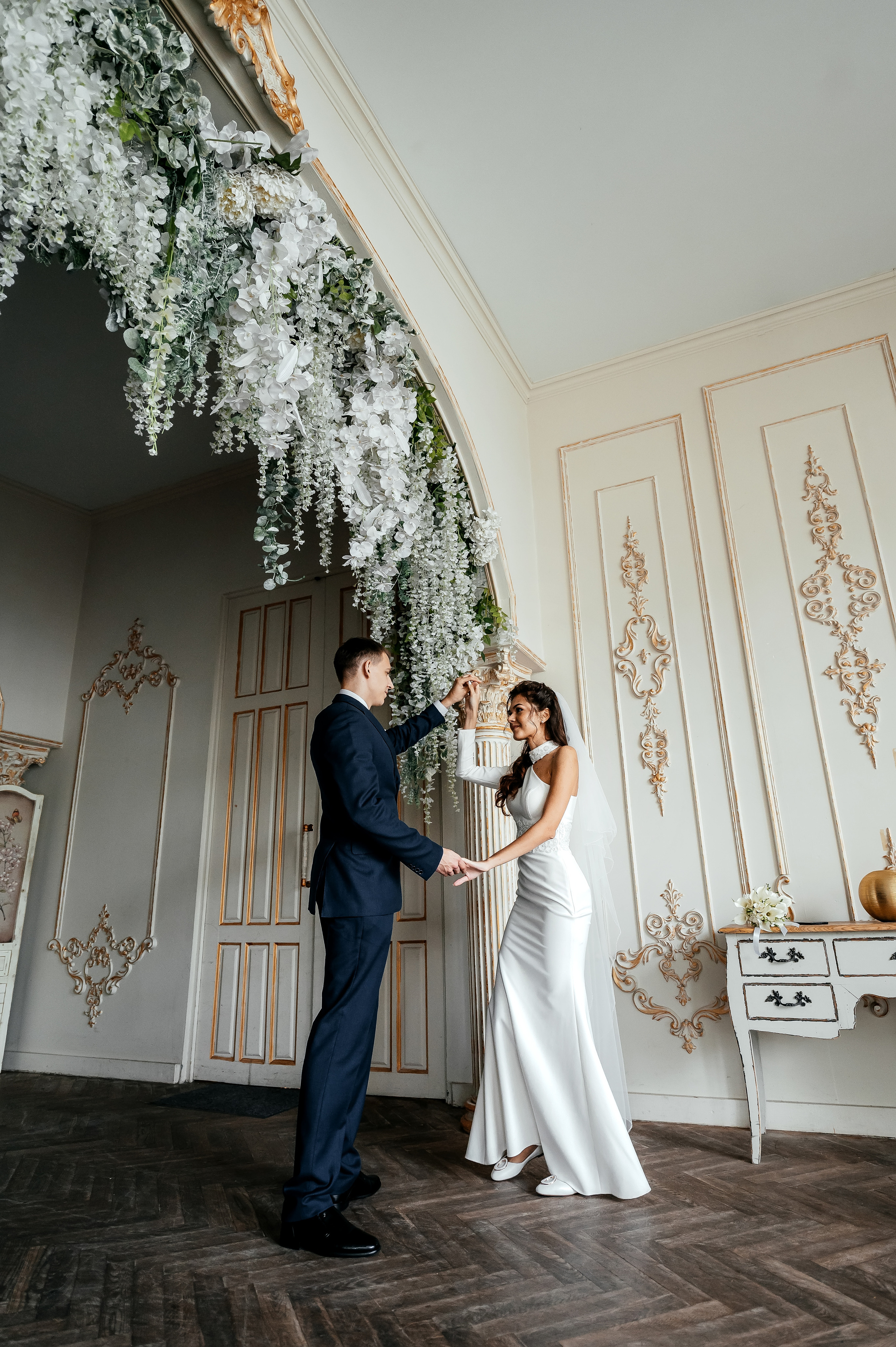 Прогулка в городе и Шуфутинский в 3 сентября. Свадьба для веселых!. Свадебный и семейный фотограф Виктория Носачёва. Щелково, Москва и МО