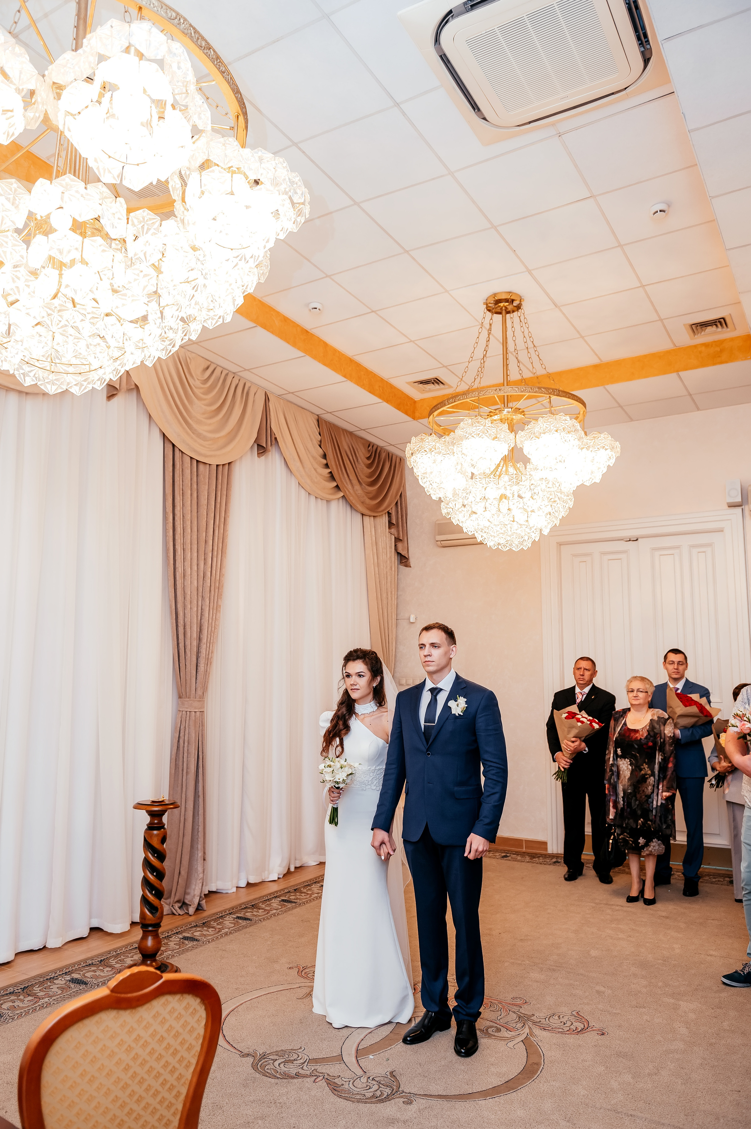 Прогулка в городе и Шуфутинский в 3 сентября. Свадьба для веселых!. Свадебный и семейный фотограф Виктория Носачёва. Щелково, Москва и МО