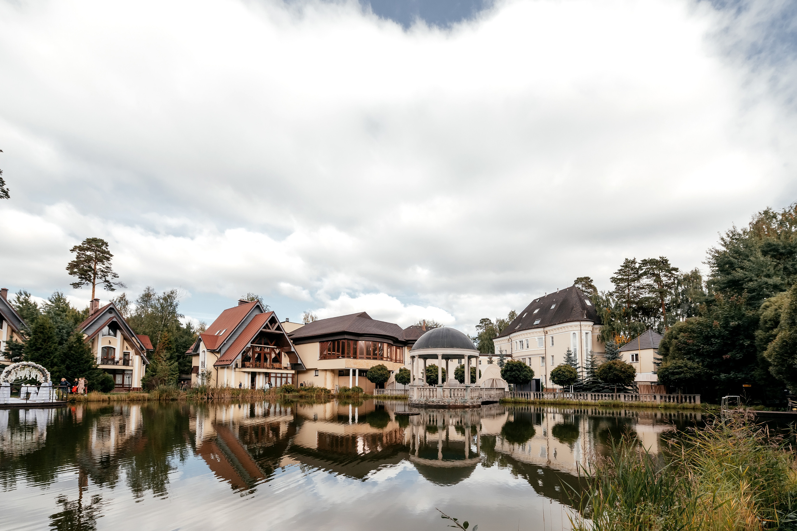 Свадьба Москва — Королёв, «Дворянское гнездо». Свадебный и семейный фотограф Виктория Носачёва. Щелково, Москва и МО