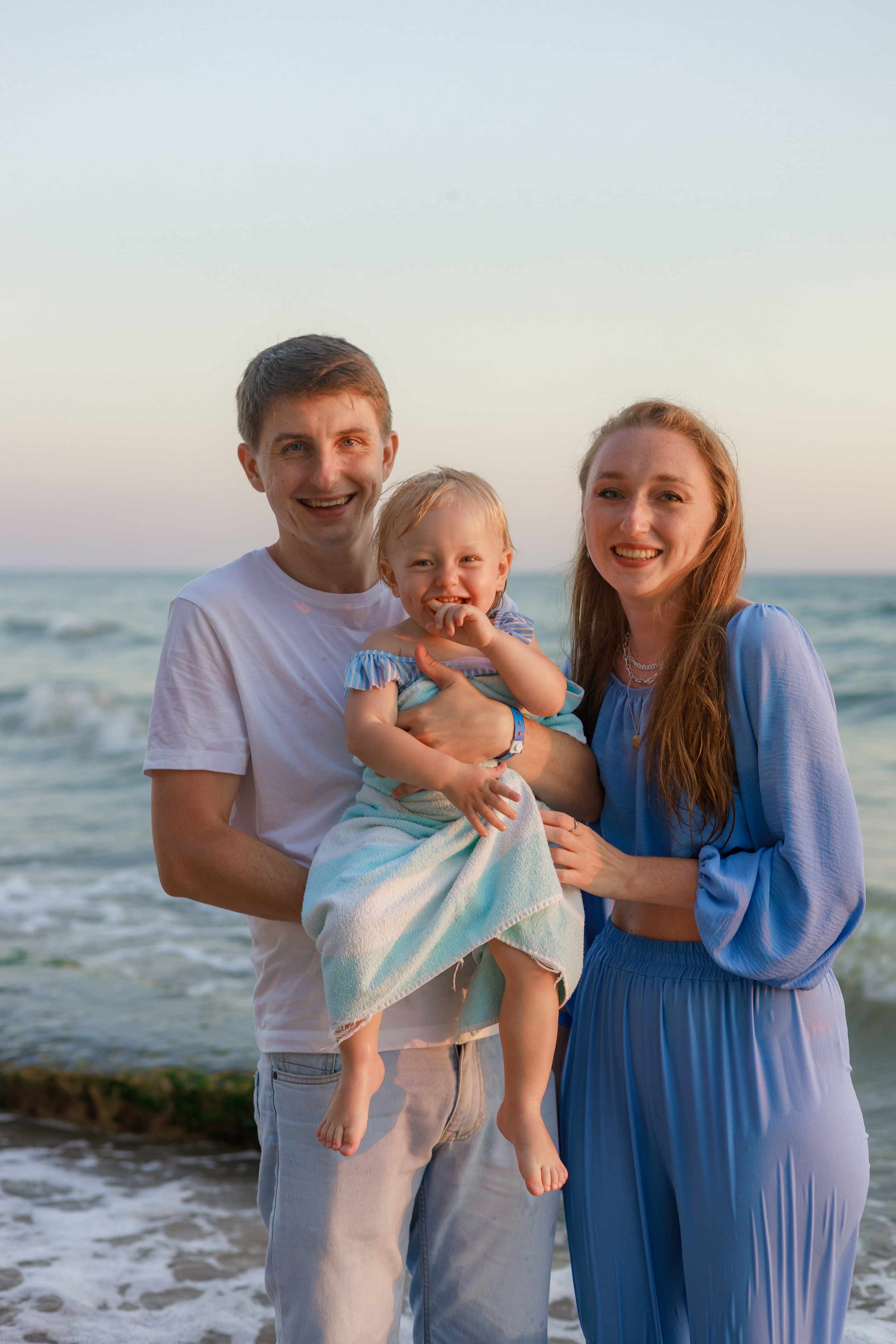 Антон, Катюша и Варечка