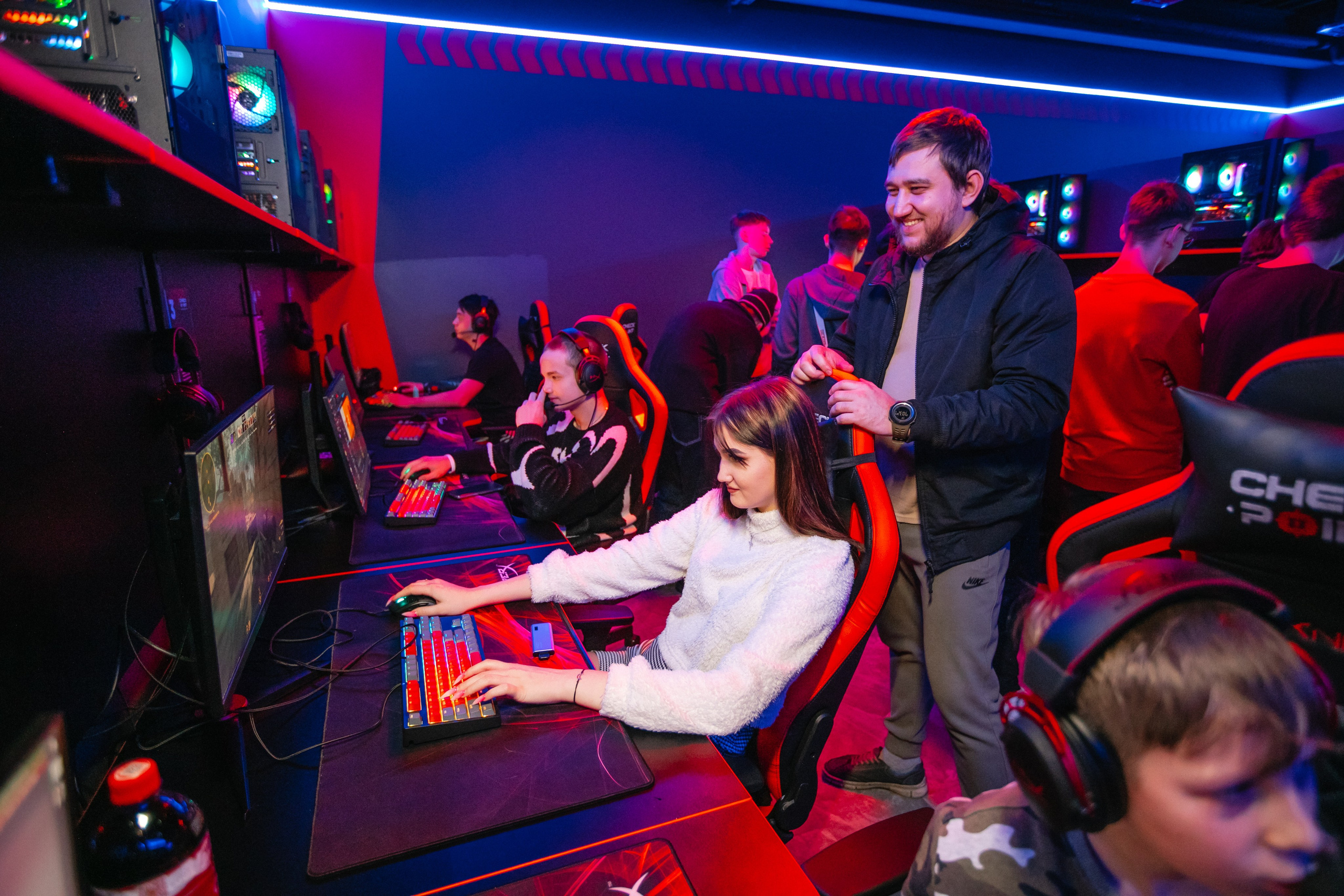 Открытие клуба Checkpoint 2. Роман Урумбаев фотограф Нижневартовск