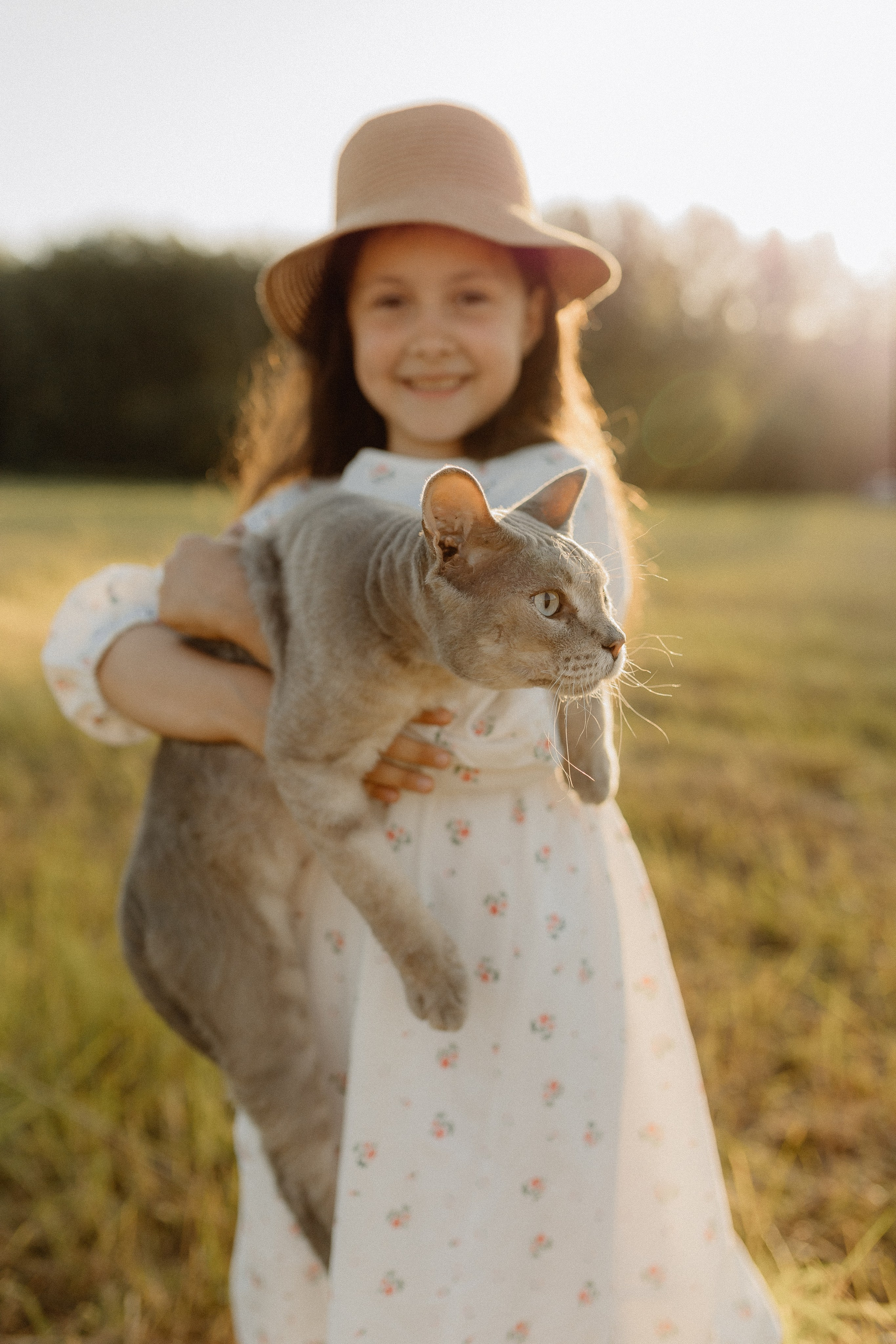 Семейная фотосессия с усатым любимцем. Главная