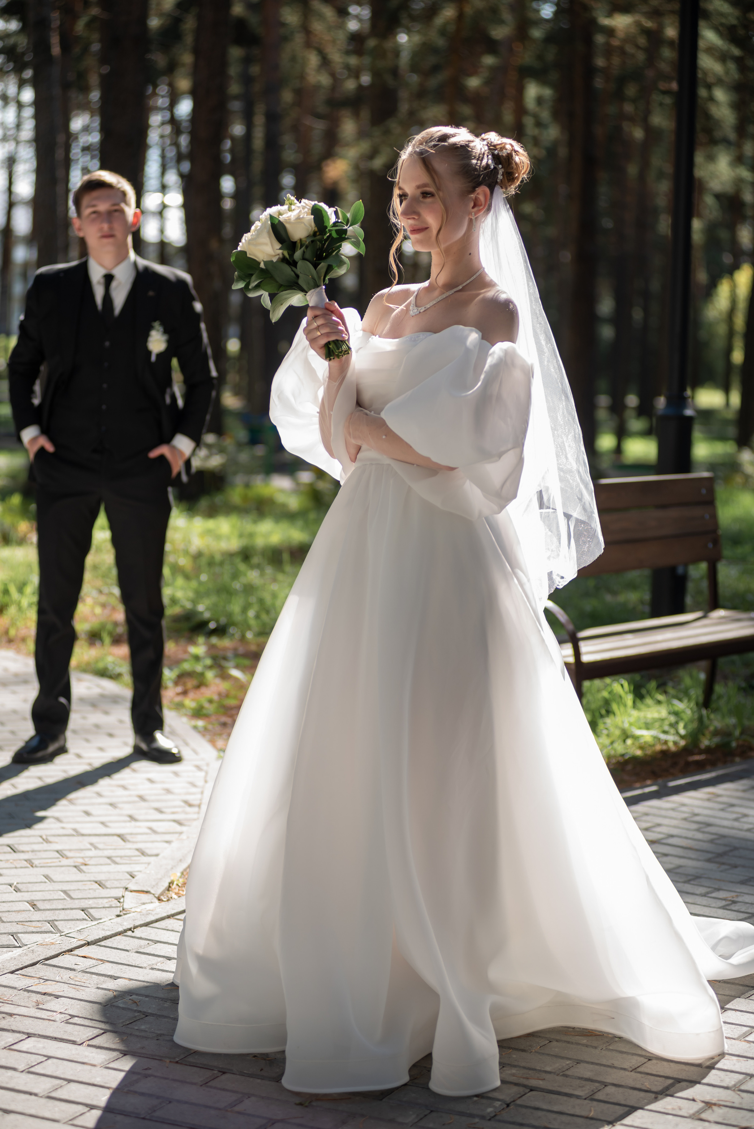 Валерий и Елена. Торжественный день. Фотограф в Сузуне — Зоя Попова (Собственная фотостудия)