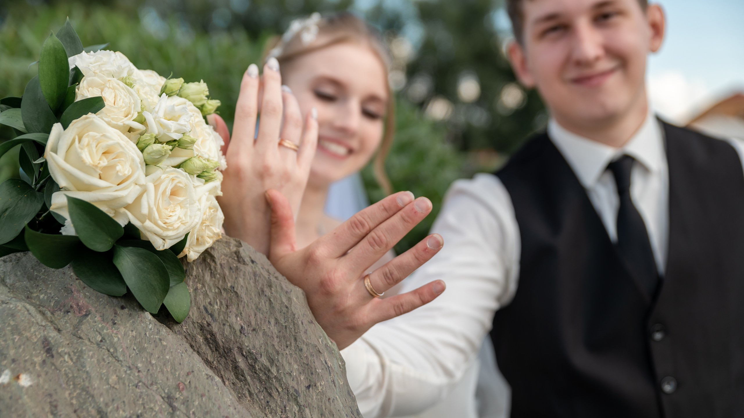 Валерий и Елена. Торжественный день. Фотограф в Сузуне — Зоя Попова (Собственная фотостудия)