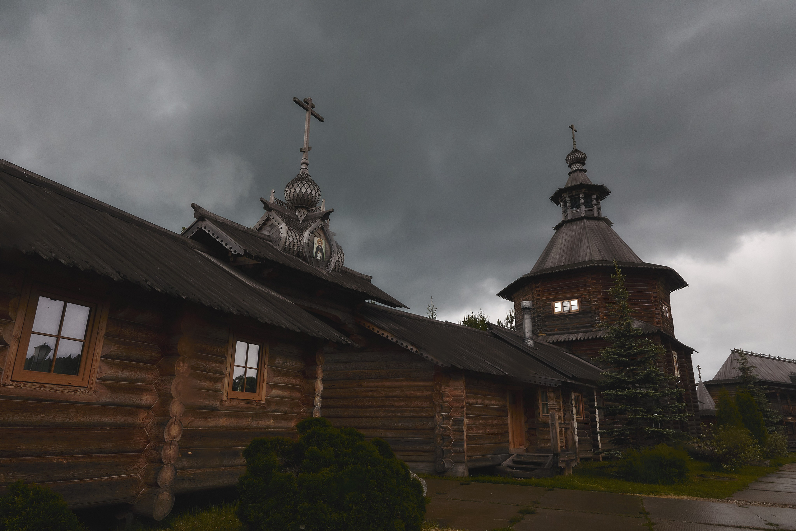 Sergieva Lavra. Святослав Лебедев | Рекламный фотограф — Коммерческая съемка, Арт-дирекшн, AI-интеграция
