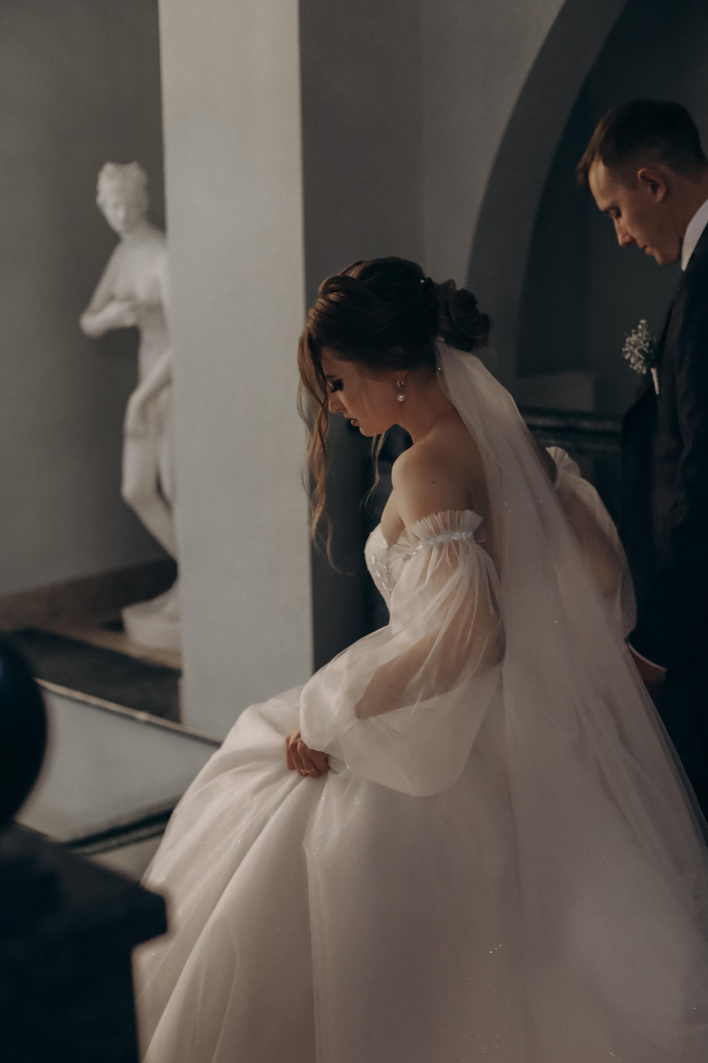 Прогулка в художественном музее. Свадебный и семейный фотограф Захарова Юлия