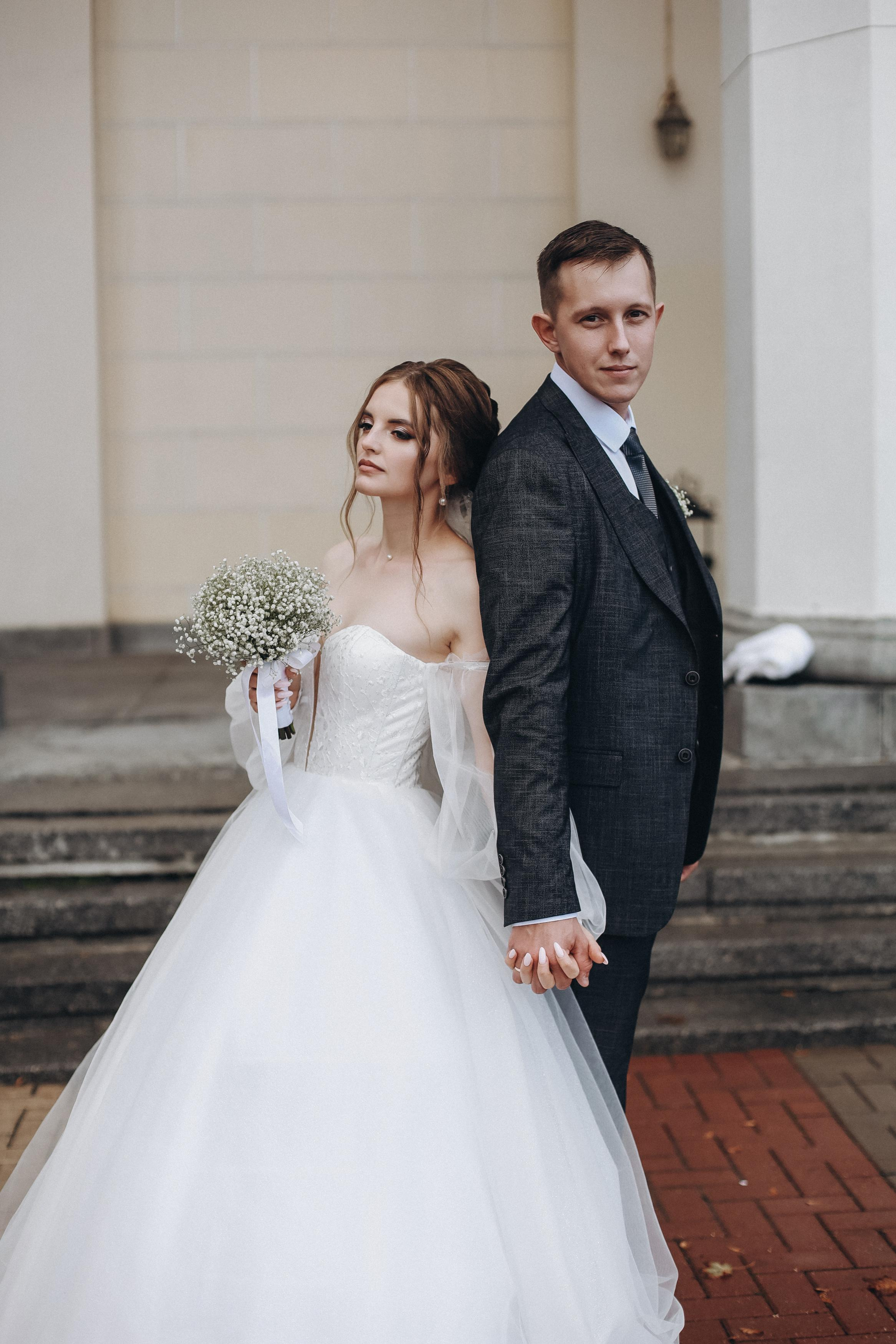 Прогулка в художественном музее. Свадебный и семейный фотограф Захарова Юлия