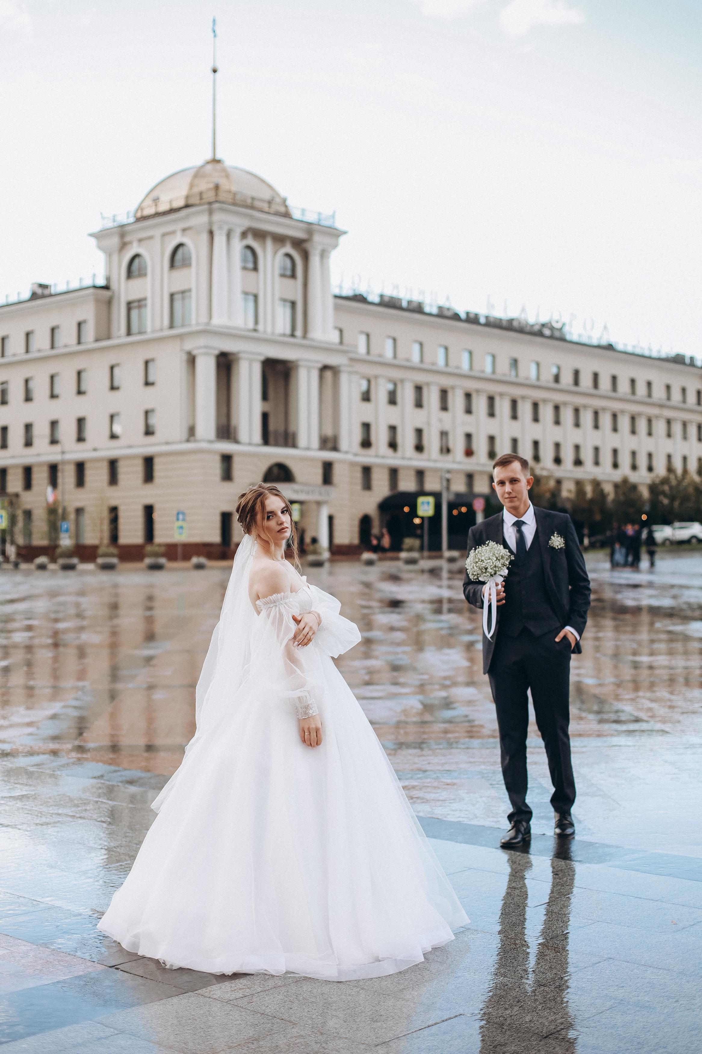 Прогулка в художественном музее. Свадебный и семейный фотограф Захарова Юлия