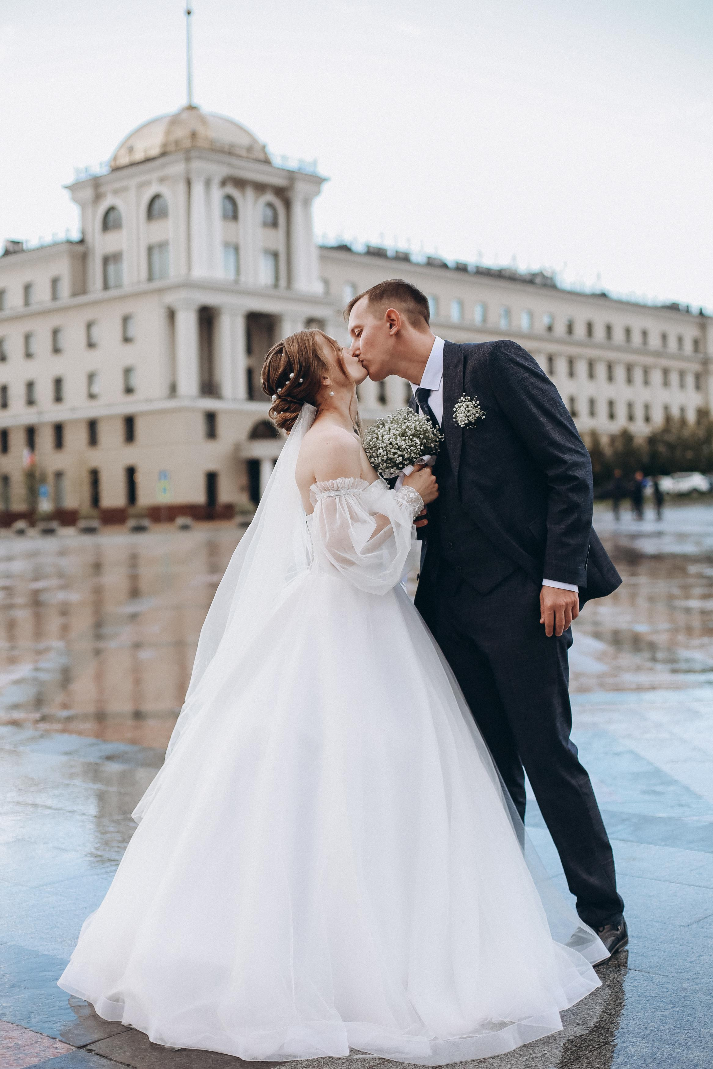 Прогулка в художественном музее. Свадебный и семейный фотограф Захарова Юлия