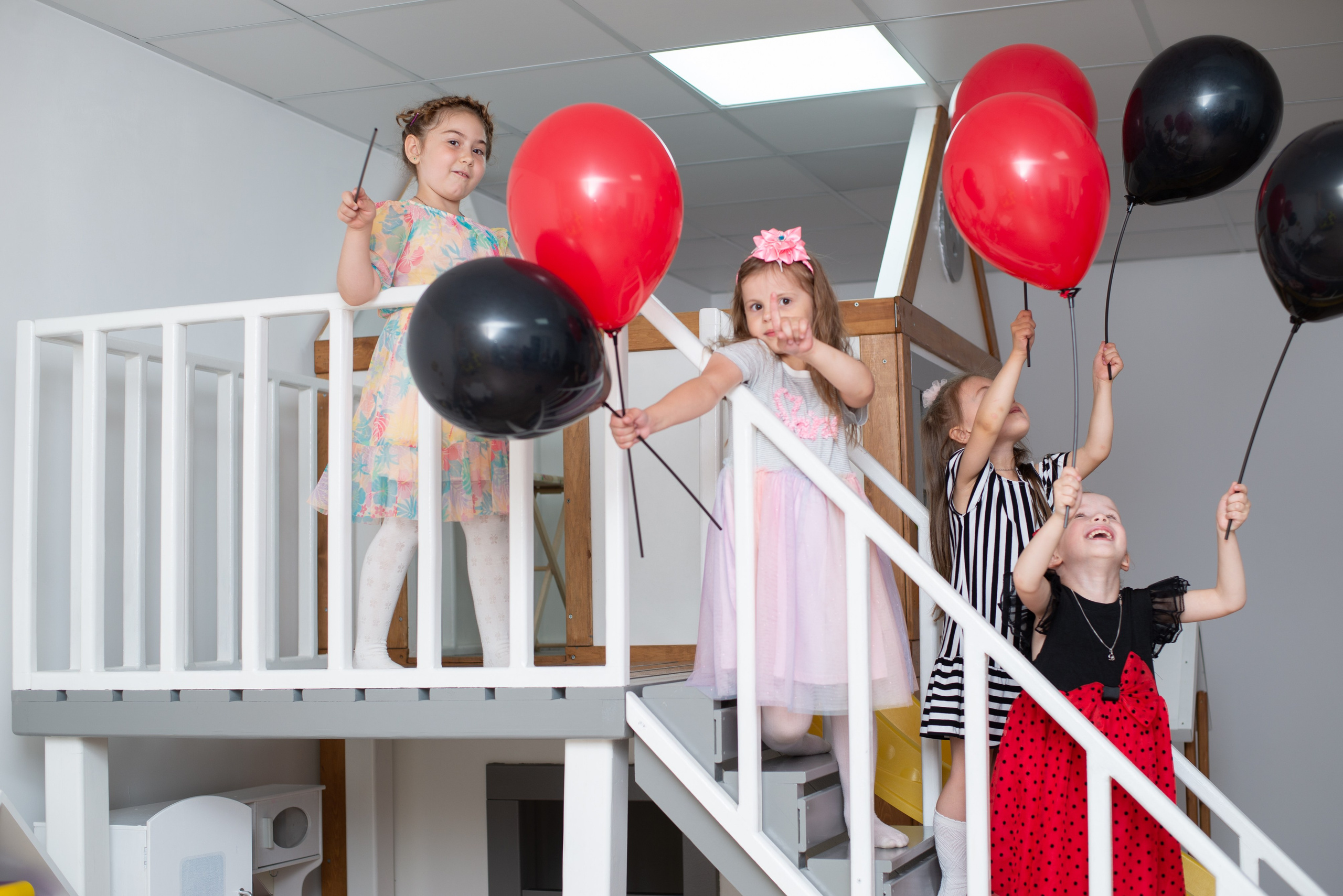 Детский праздник BEE Loft 2025. Портретный фотограф Марина Тамбовская