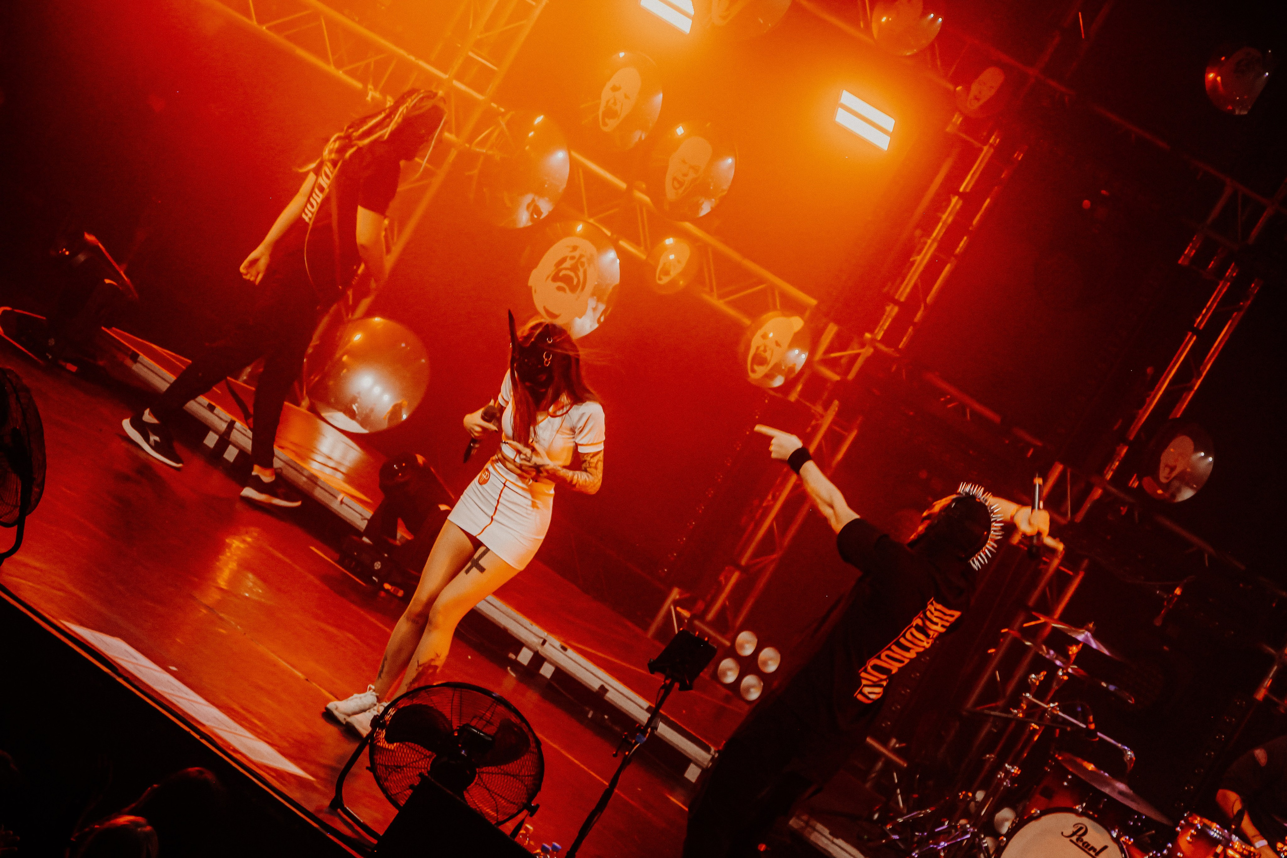 ПНЕВМОСЛОН/ЛЕГКИЙ СЕАНС | A2. Фотограф из Петербурга Софи Веритас Концерты и портреты