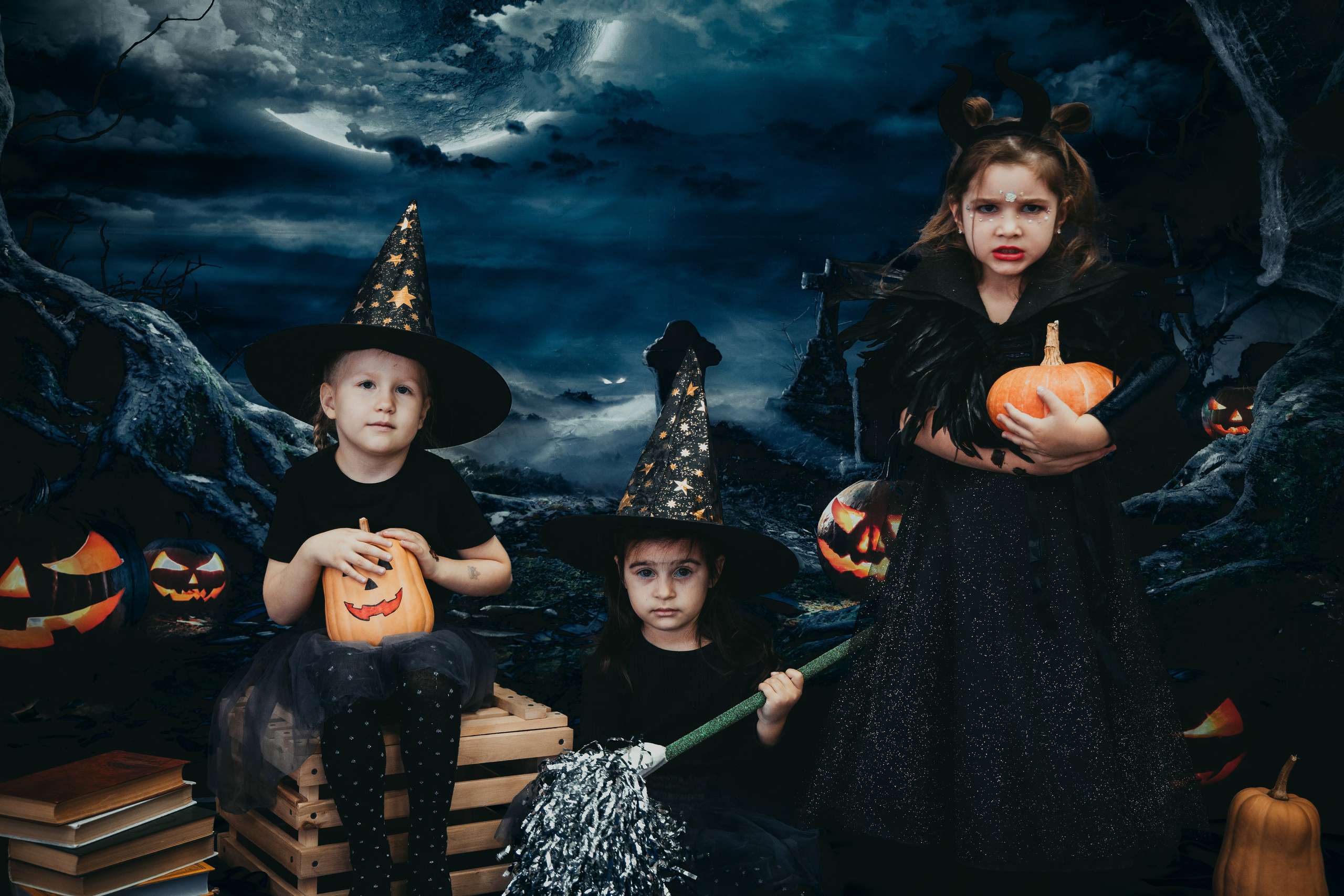 Детский праздник Halloween 28.10.2023. Свадебный и семейный фотограф в Красноярске Леонид Максимов