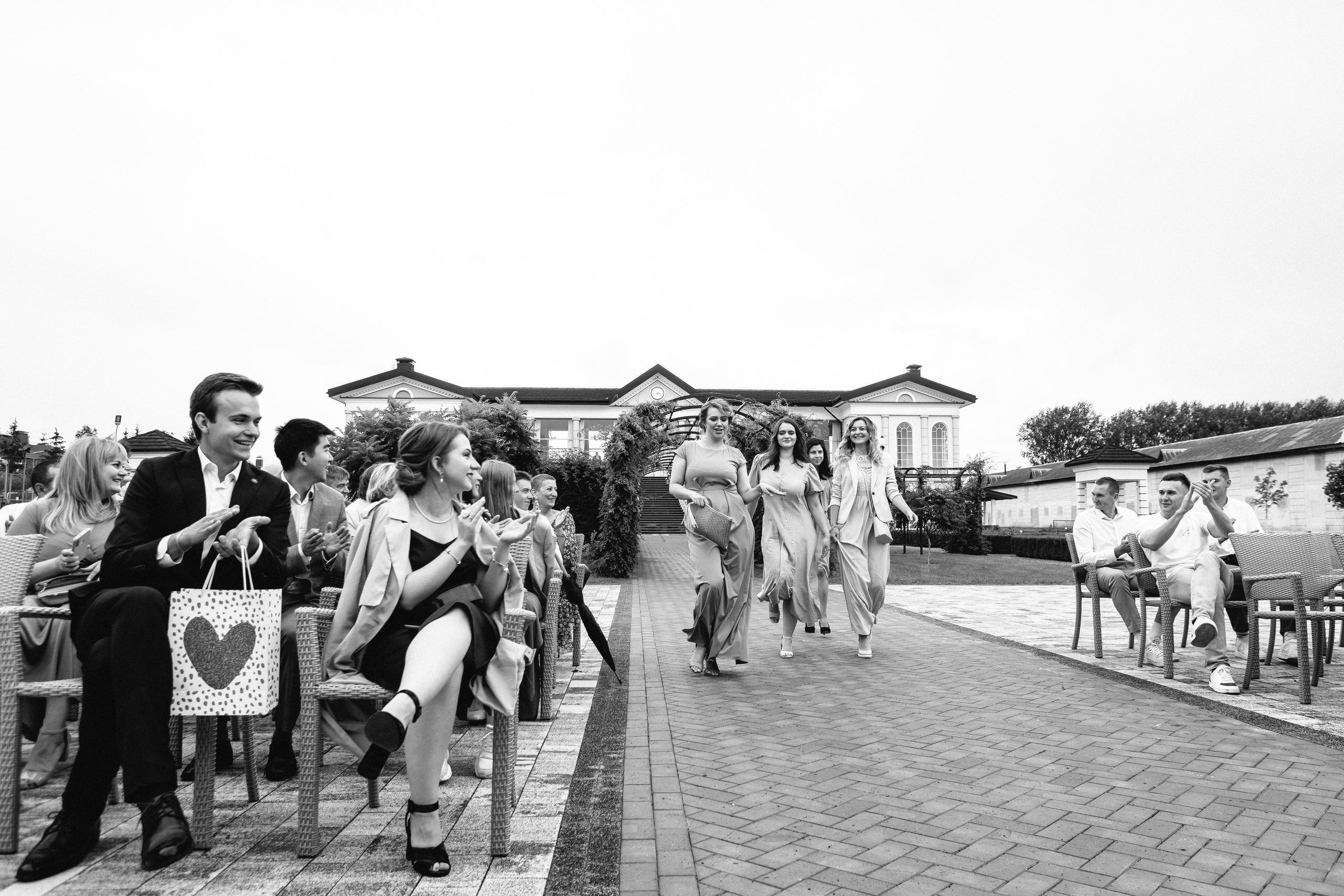 Анонс свадебного дня Полины и Витослава. Свадебный фотограф Роман Медведев , Минск, Беларусь