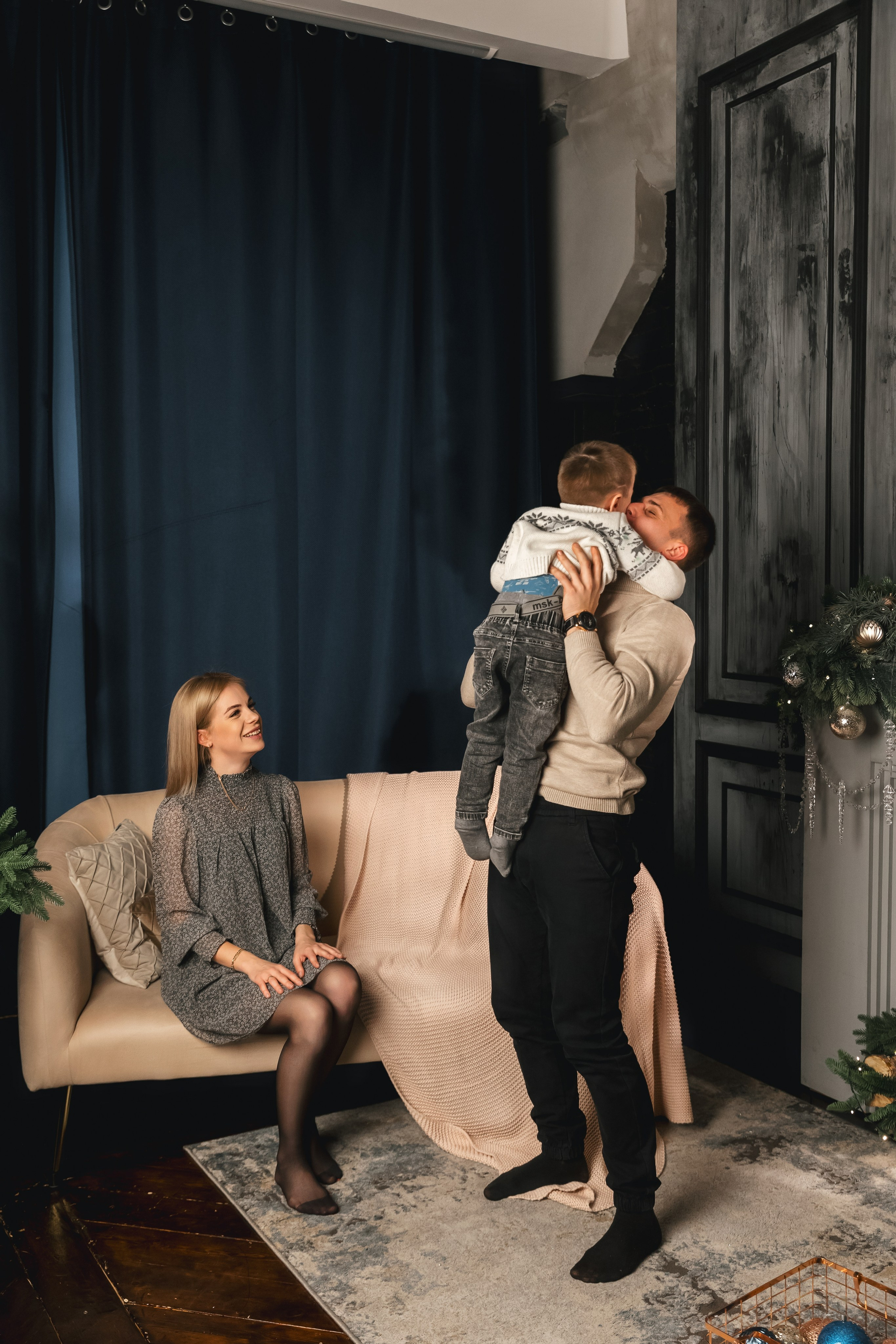 Семейная новогодняя фотосессия в Хабаровске. Свадебный фотограф в Хабаровске