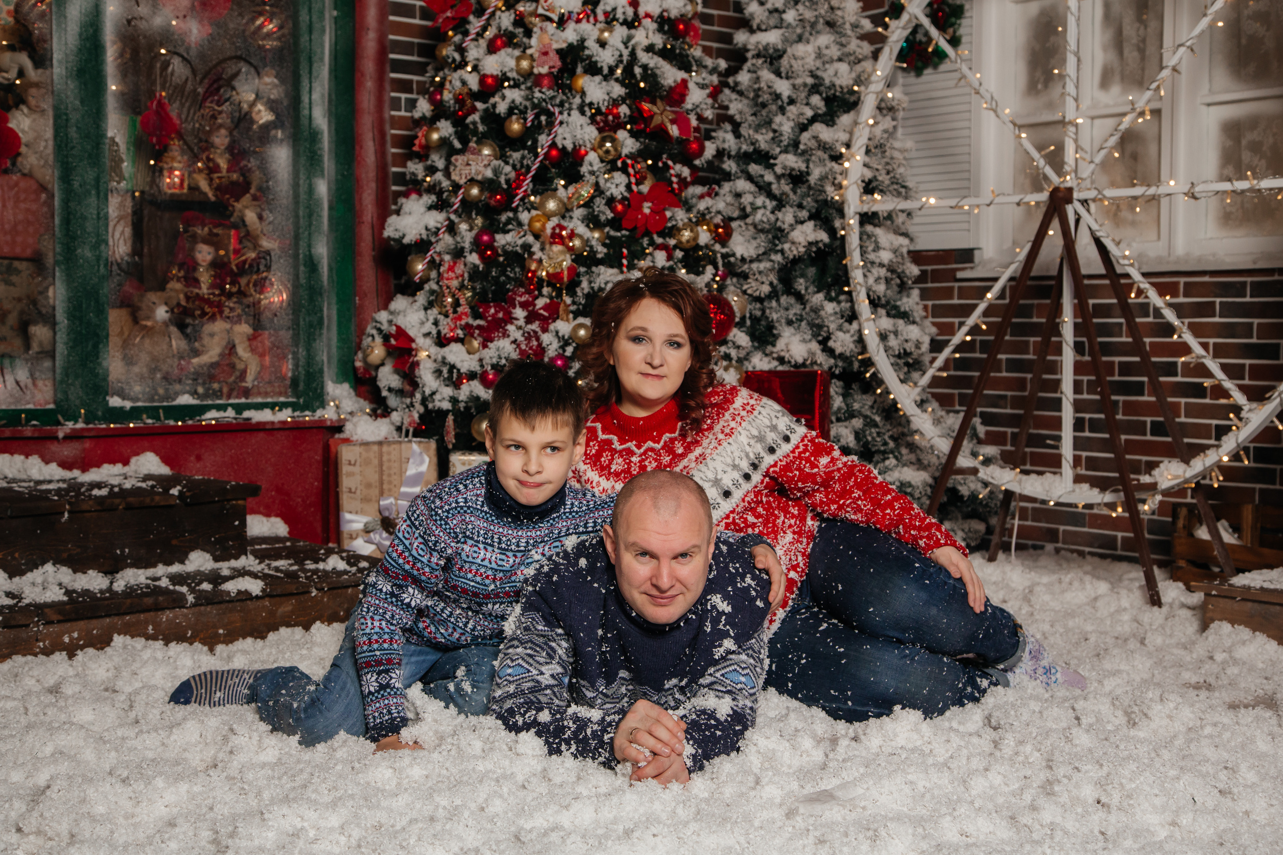 Семейная фотосессия в студии Роял. Свадебный и семейный фотограф в Новосибирске Ирина Дорошкова