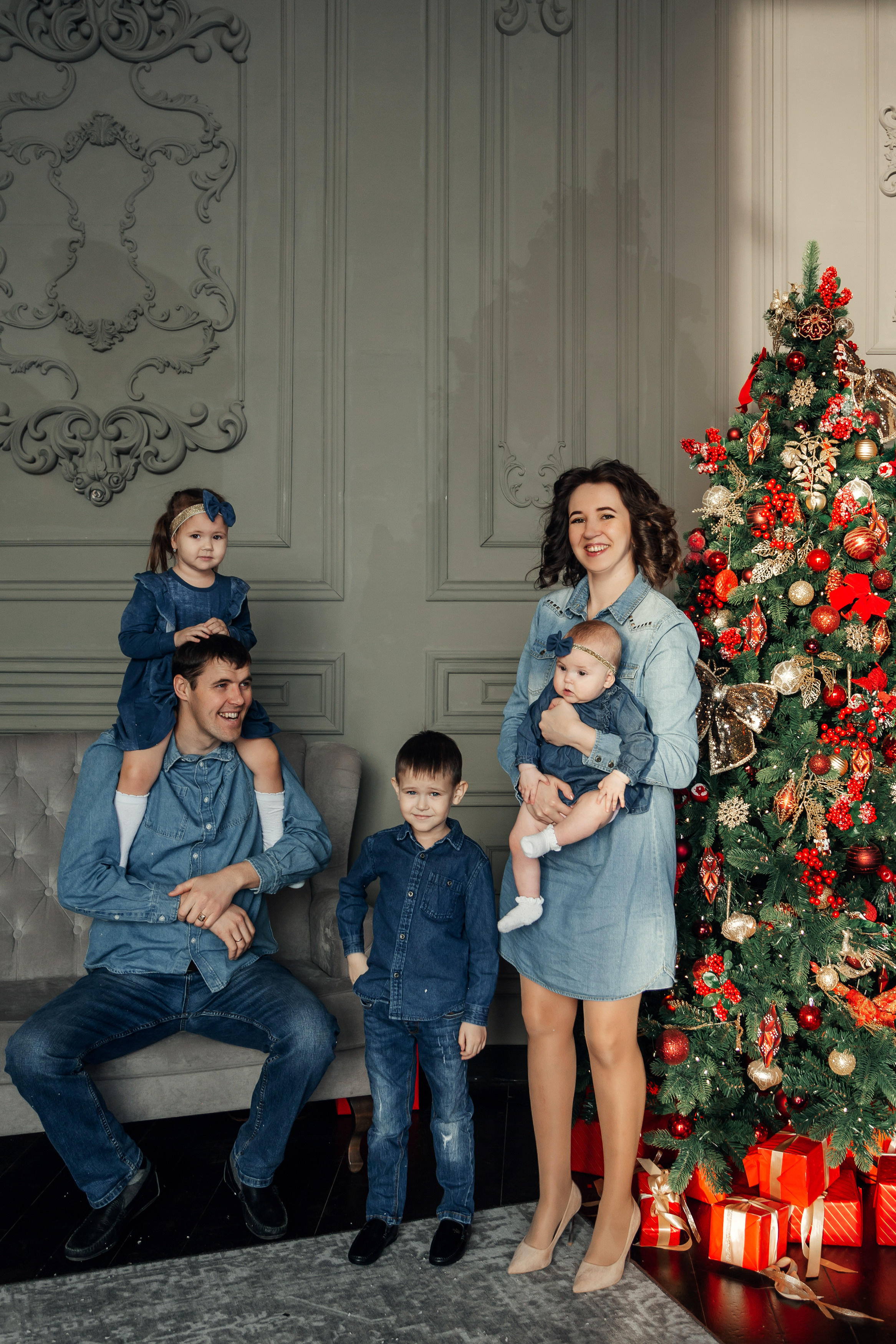 Алина, Александр, Артем, Амалия и Ангелина. Свадебный и семейный фотограф в Новосибирске Ирина Дорошкова