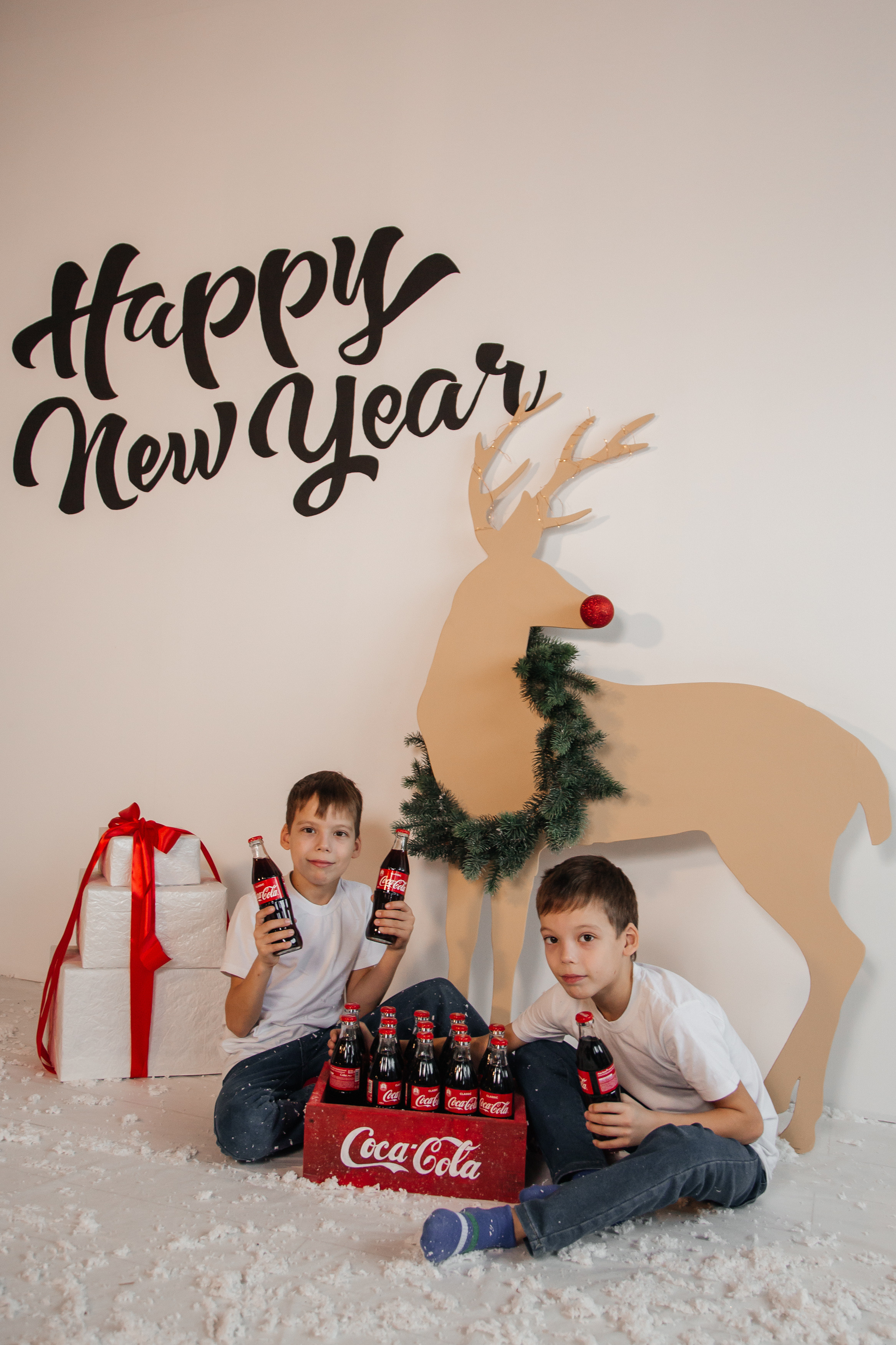 Семейная фотосессия в фотостудии Зазеркалье. Свадебный и семейный фотограф в Новосибирске Ирина Дорошкова