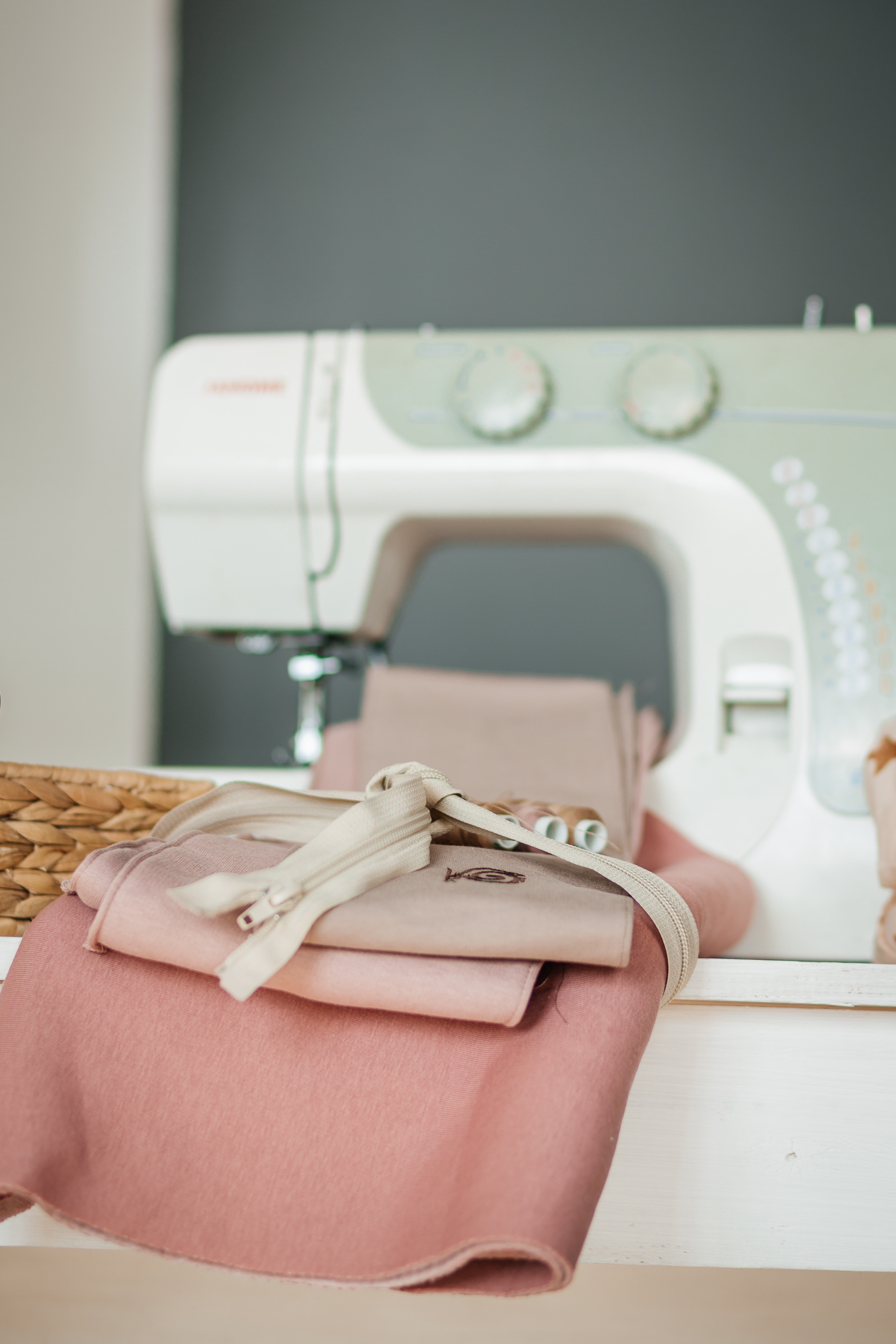 Контент-съемка для швеи. Свадебный и семейный фотограф в Новосибирске Ирина Дорошкова