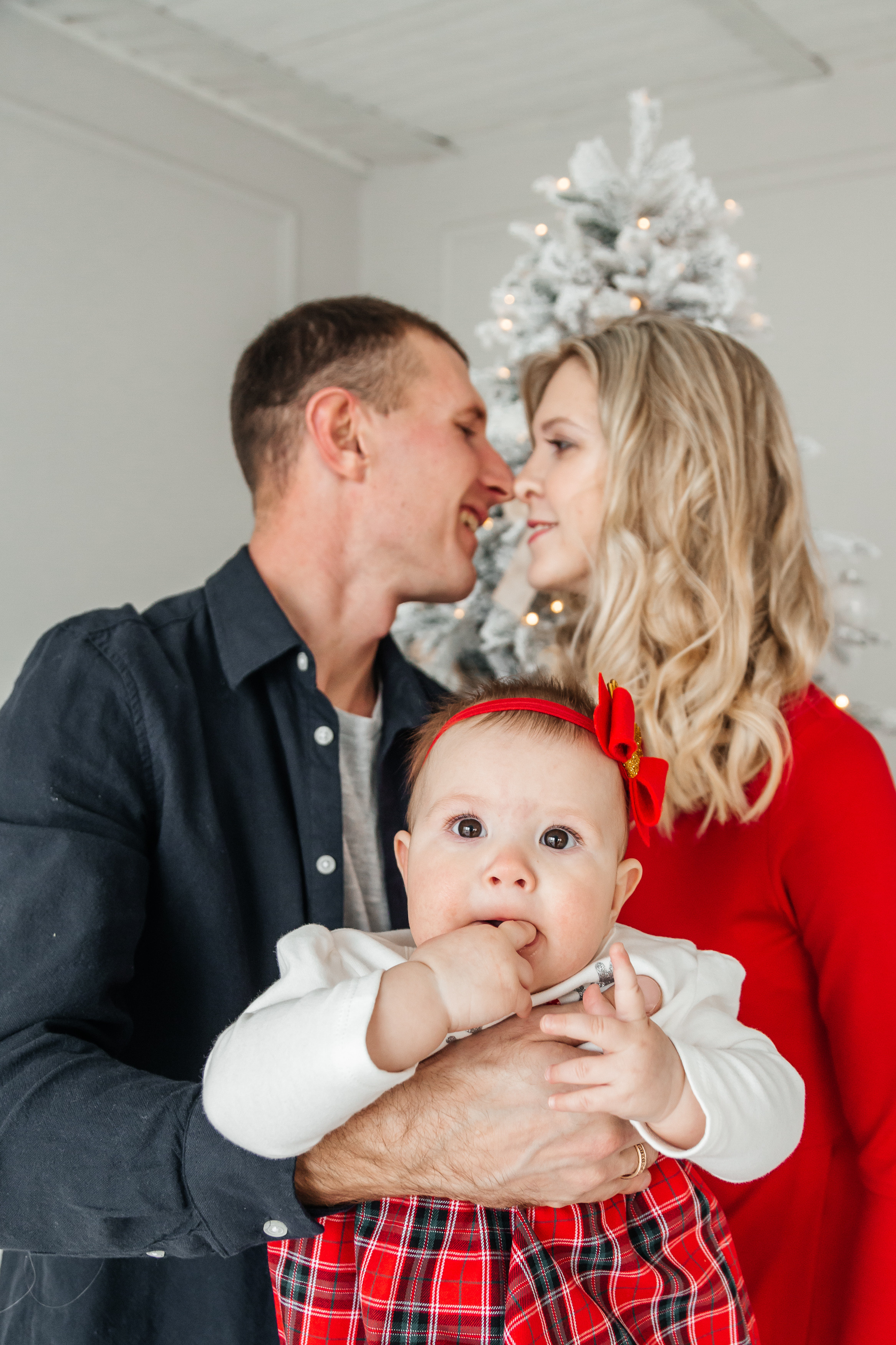 Анастасия, Алексей и Алиса. Свадебный и семейный фотограф в Новосибирске Ирина Дорошкова