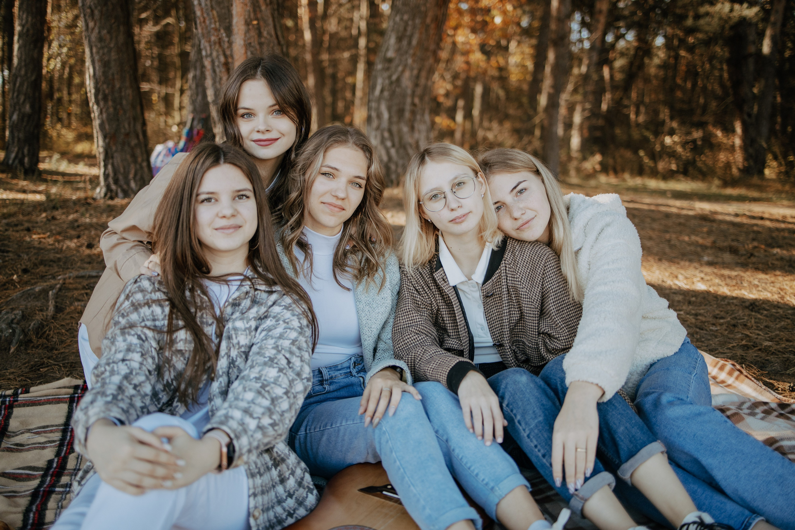 Фотосессия пикника для 11 класса. Выпускные альбомы в Серпухове