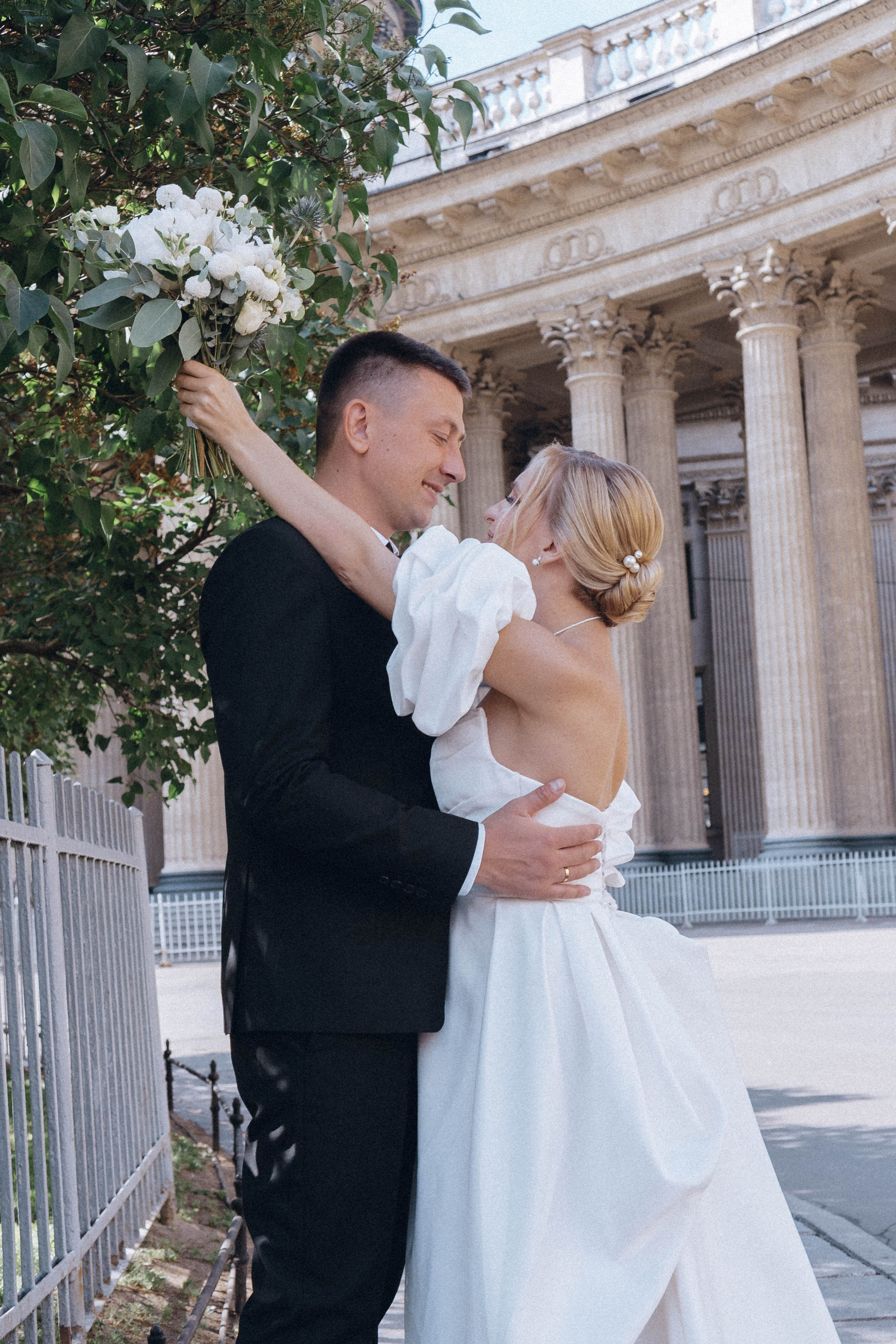 СВАДЕНБНАЯ СЬЕМКА НА КАТЕРЕ ПО КАНАЛАМ САНКТ-ПЕТЕРБУРГА И В АКВАТОРИИ НЕВЫ. Профессиональный фотограф, Санкт-Петербург — Виктория Богомолова