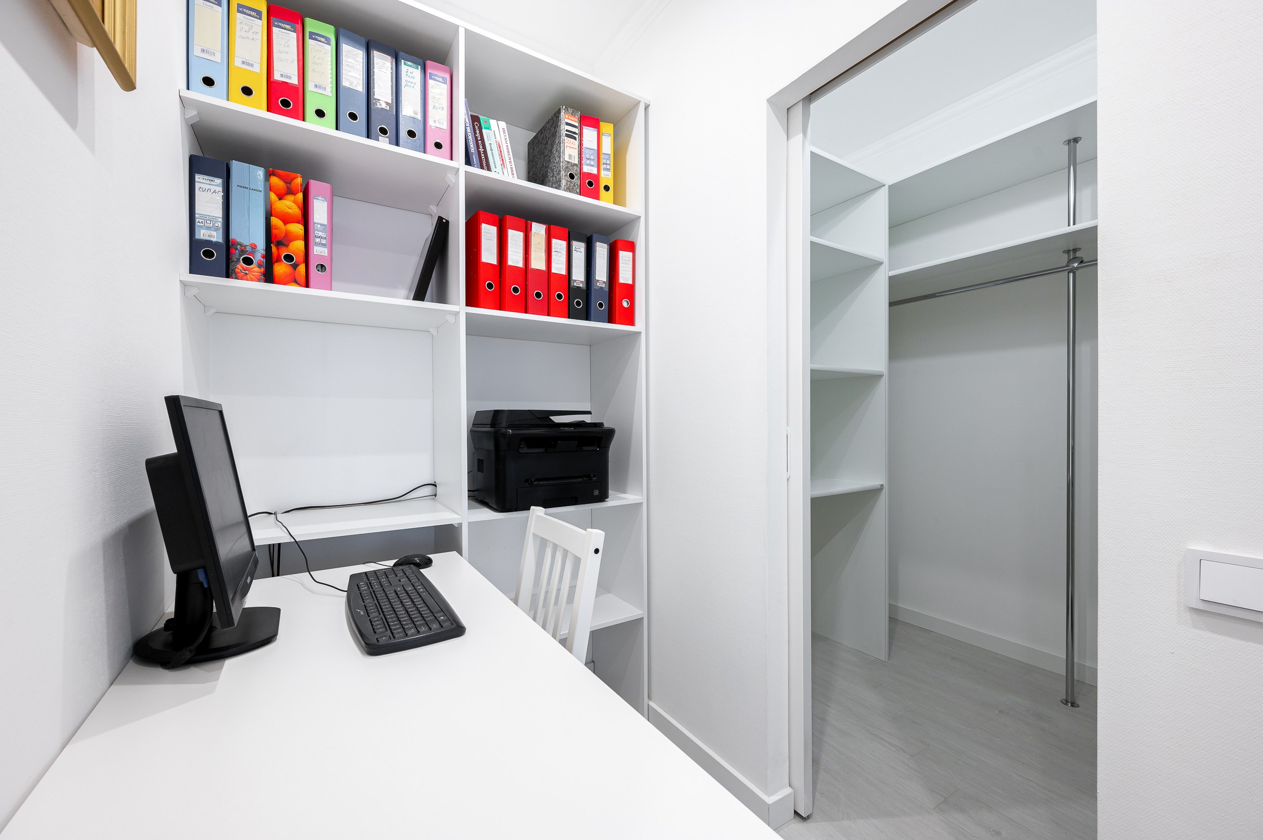 Квартира на продажу в Санкт-Петербурге. Интерьерный фотограф. Фото- видеосъемка недвижимости Санкт-Петербург