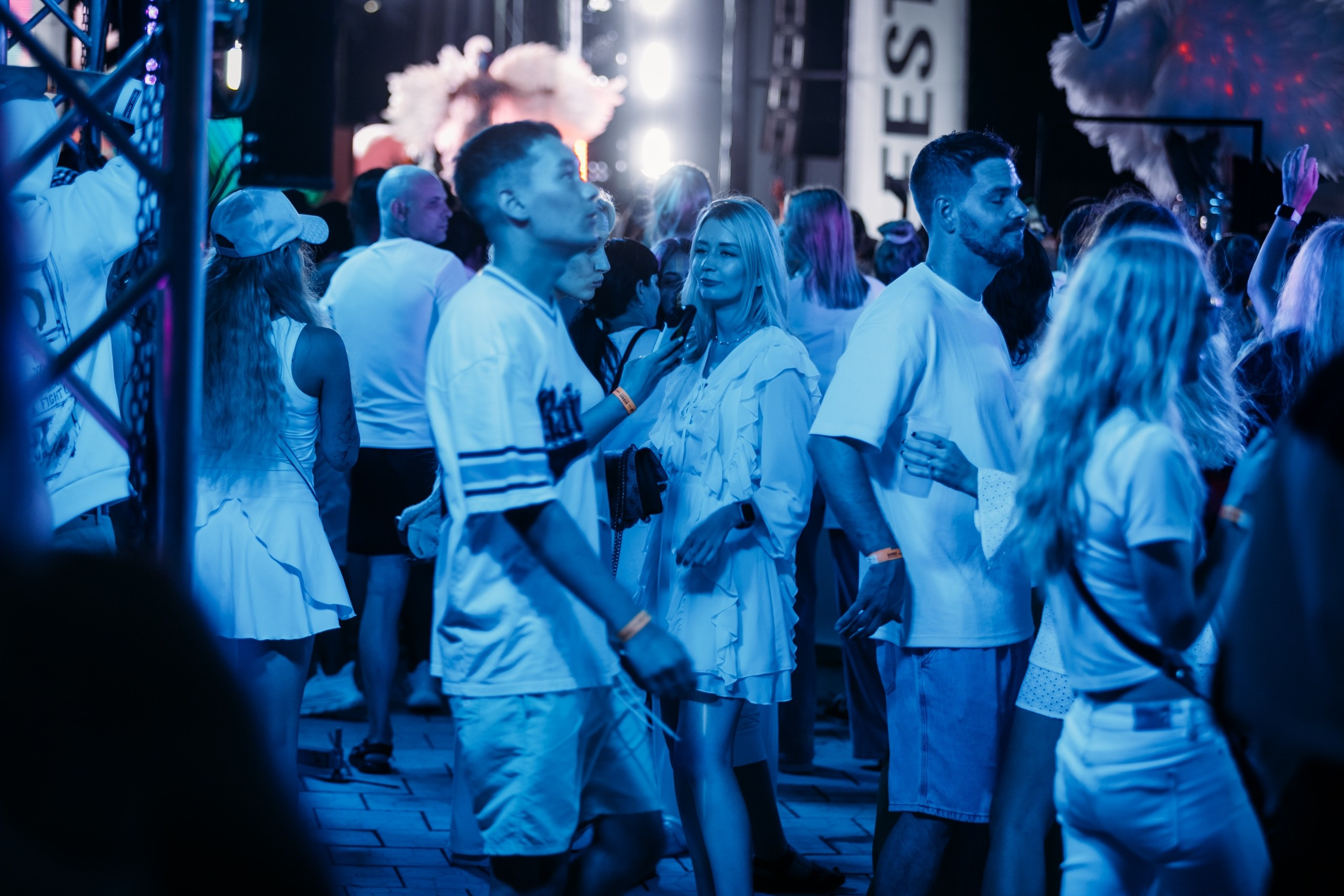 White Party @ Бархат парк. Репортажный фотограф Максим Полянский. Москва, Санкт-Петербург, Красноярск